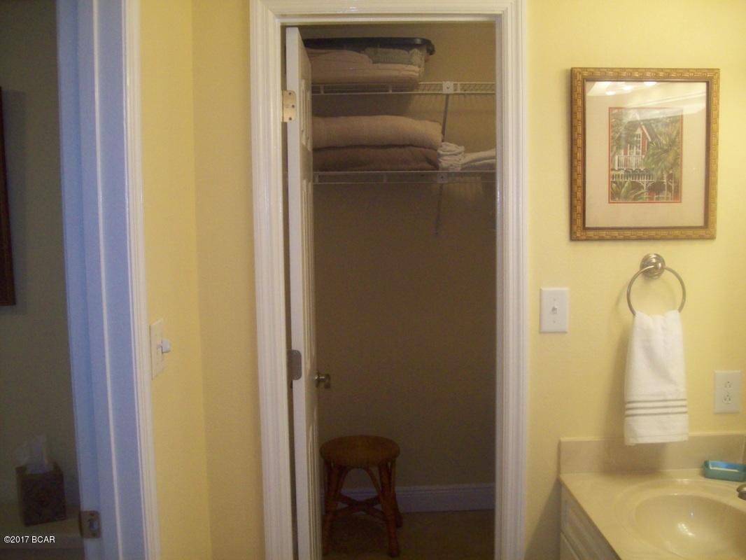 Edgewater Golf Villas 5 B - Residential