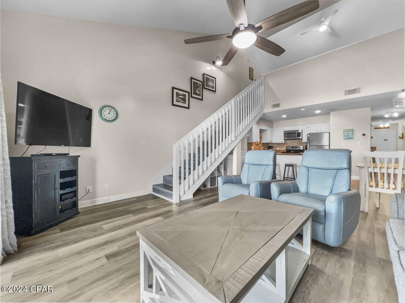 Emerald Shores Condo - Residential