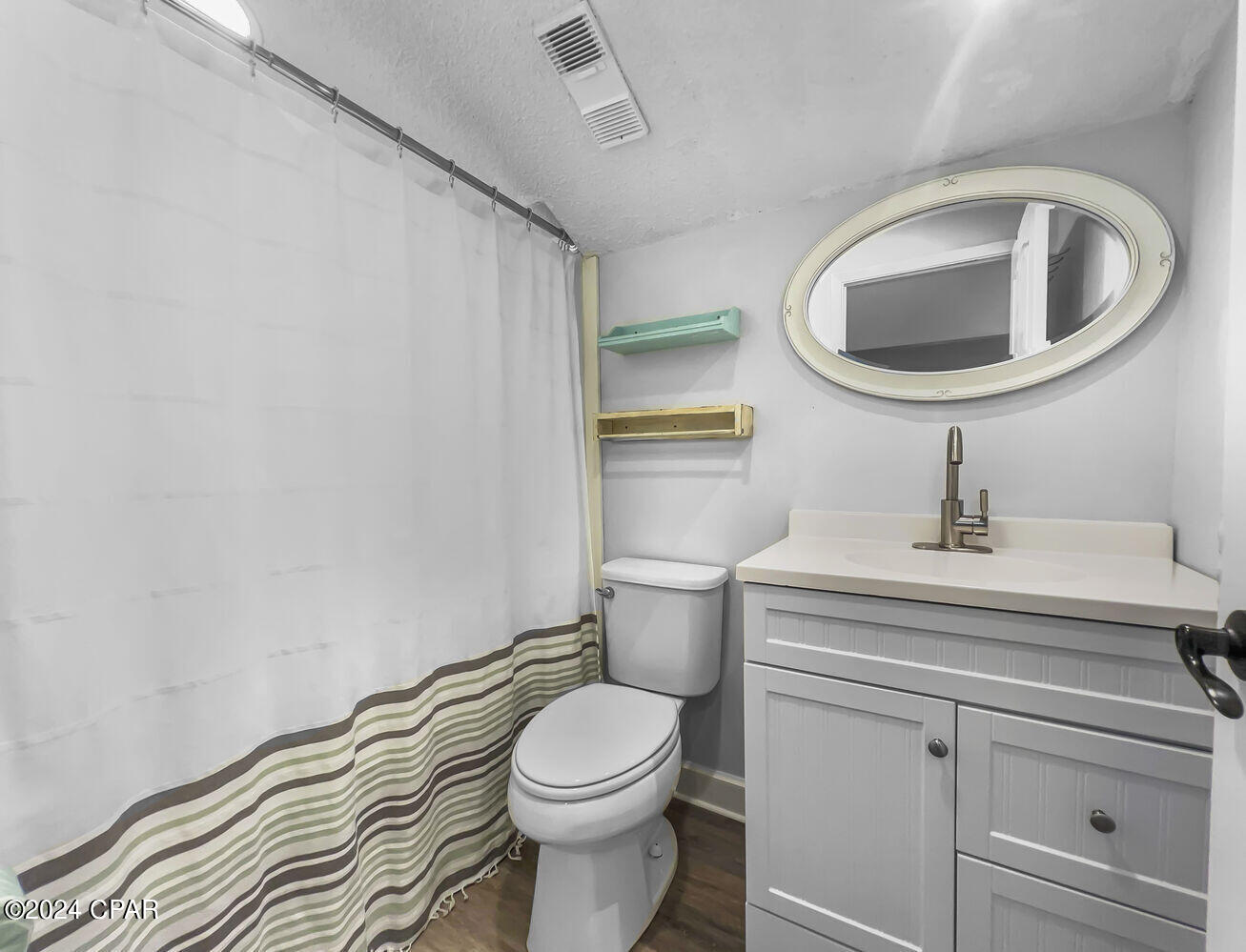 Emerald Shores Condo - Residential