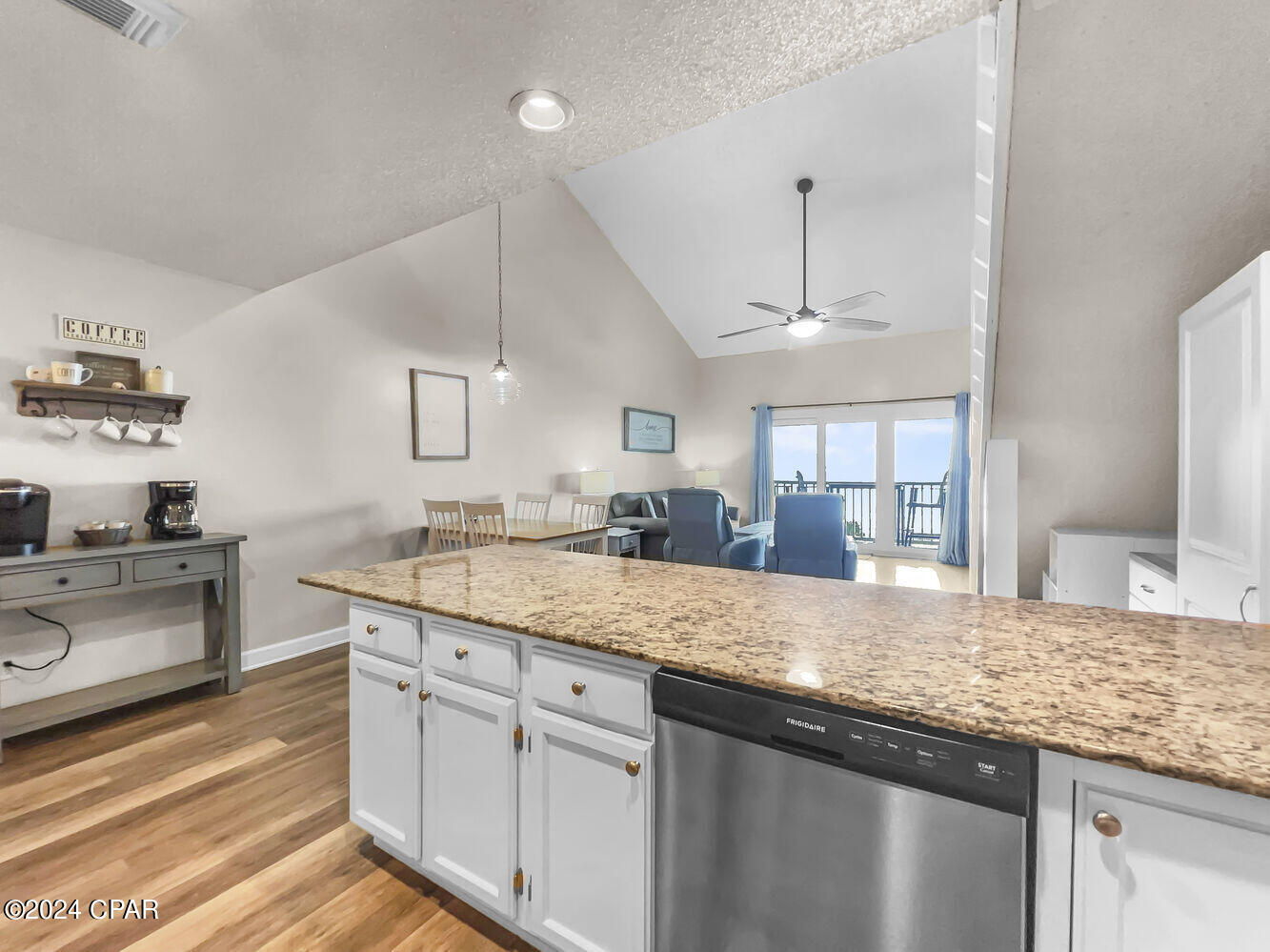 Emerald Shores Condo - Residential