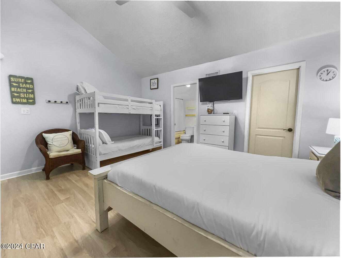 Emerald Shores Condo - Residential