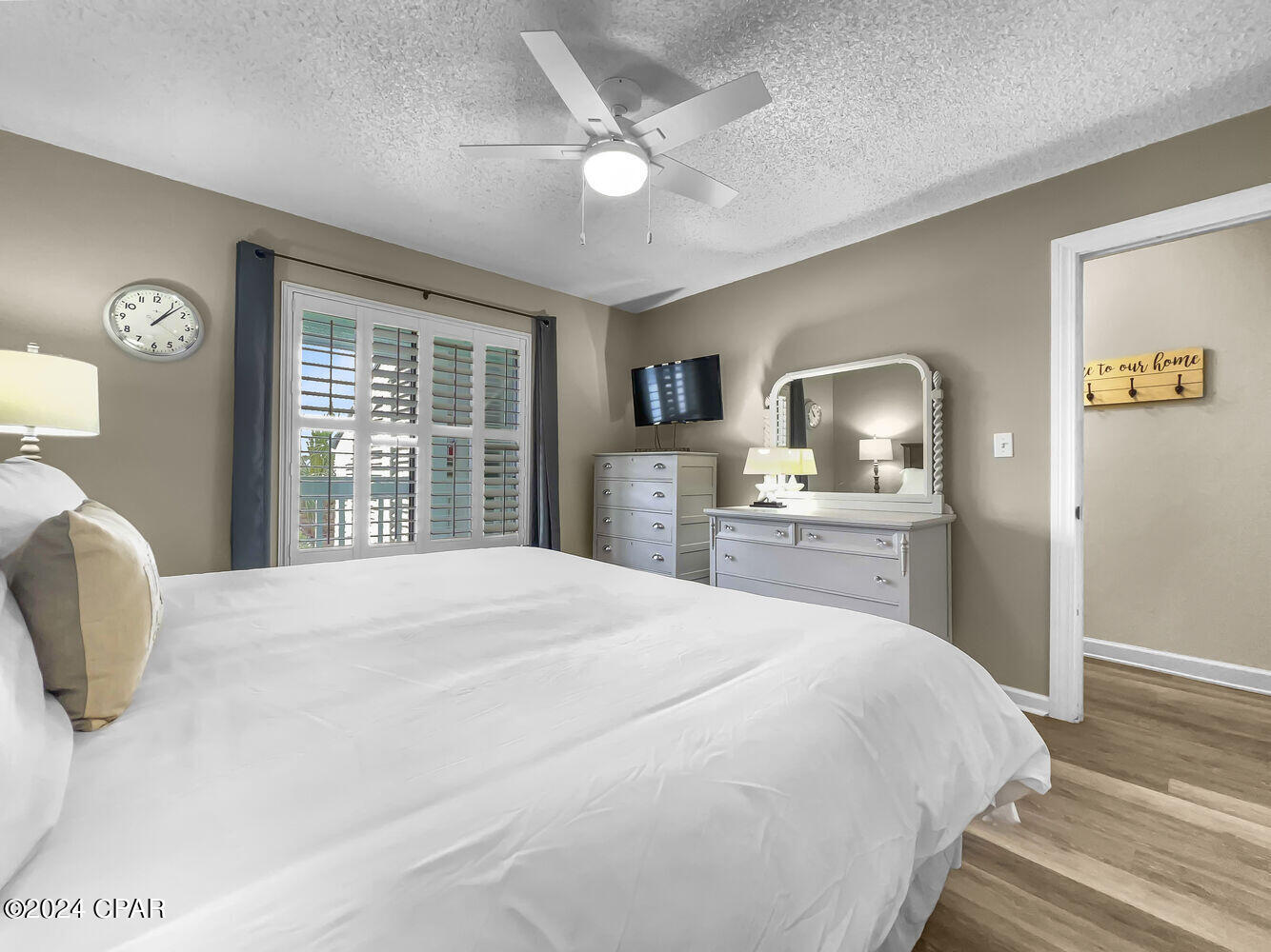 Emerald Shores Condo - Residential