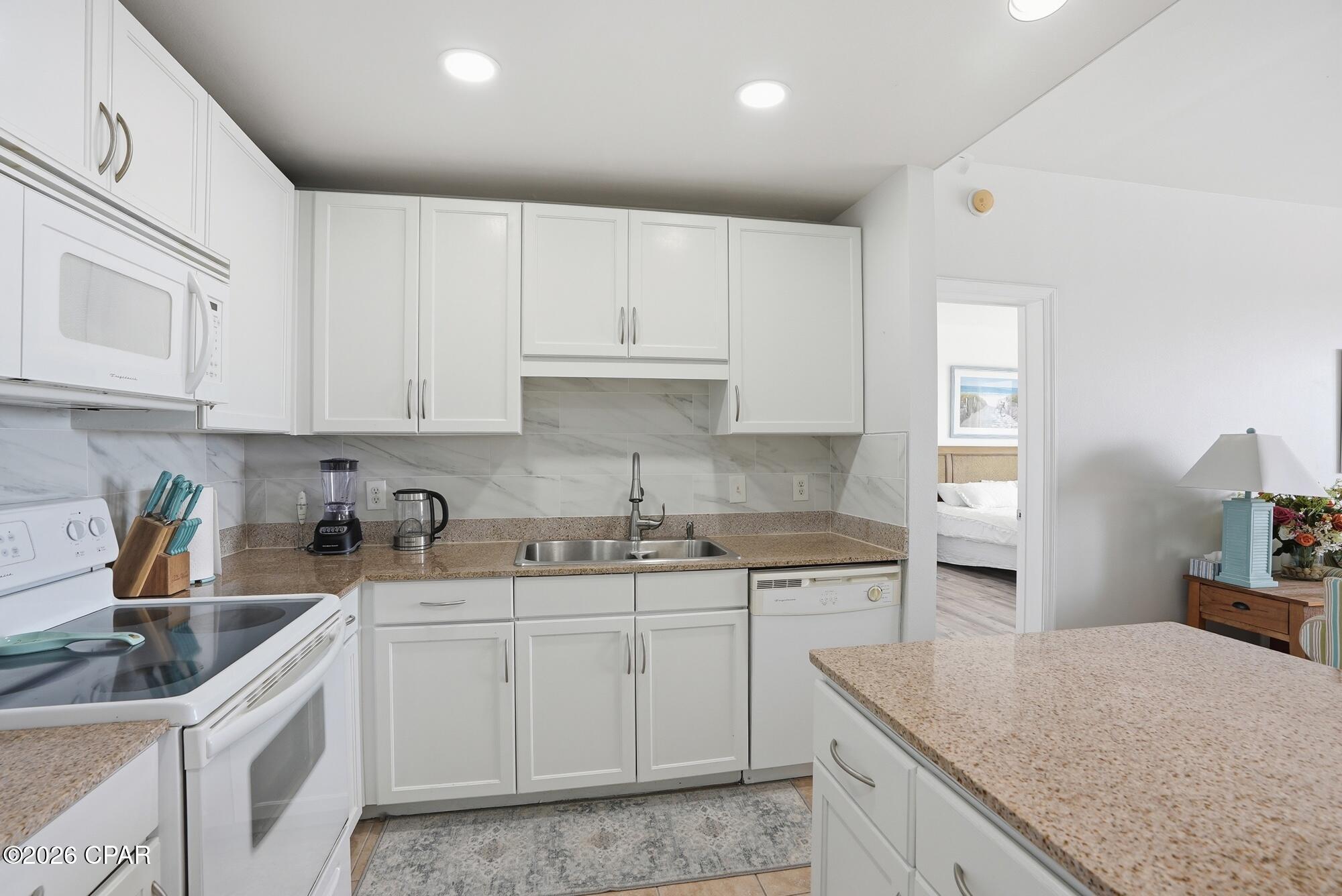 Laketown Wharf - Residential