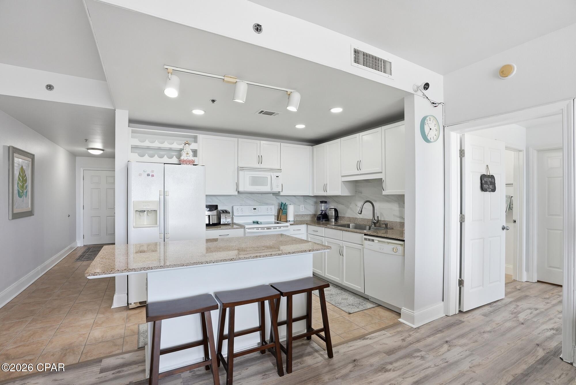 Laketown Wharf - Residential