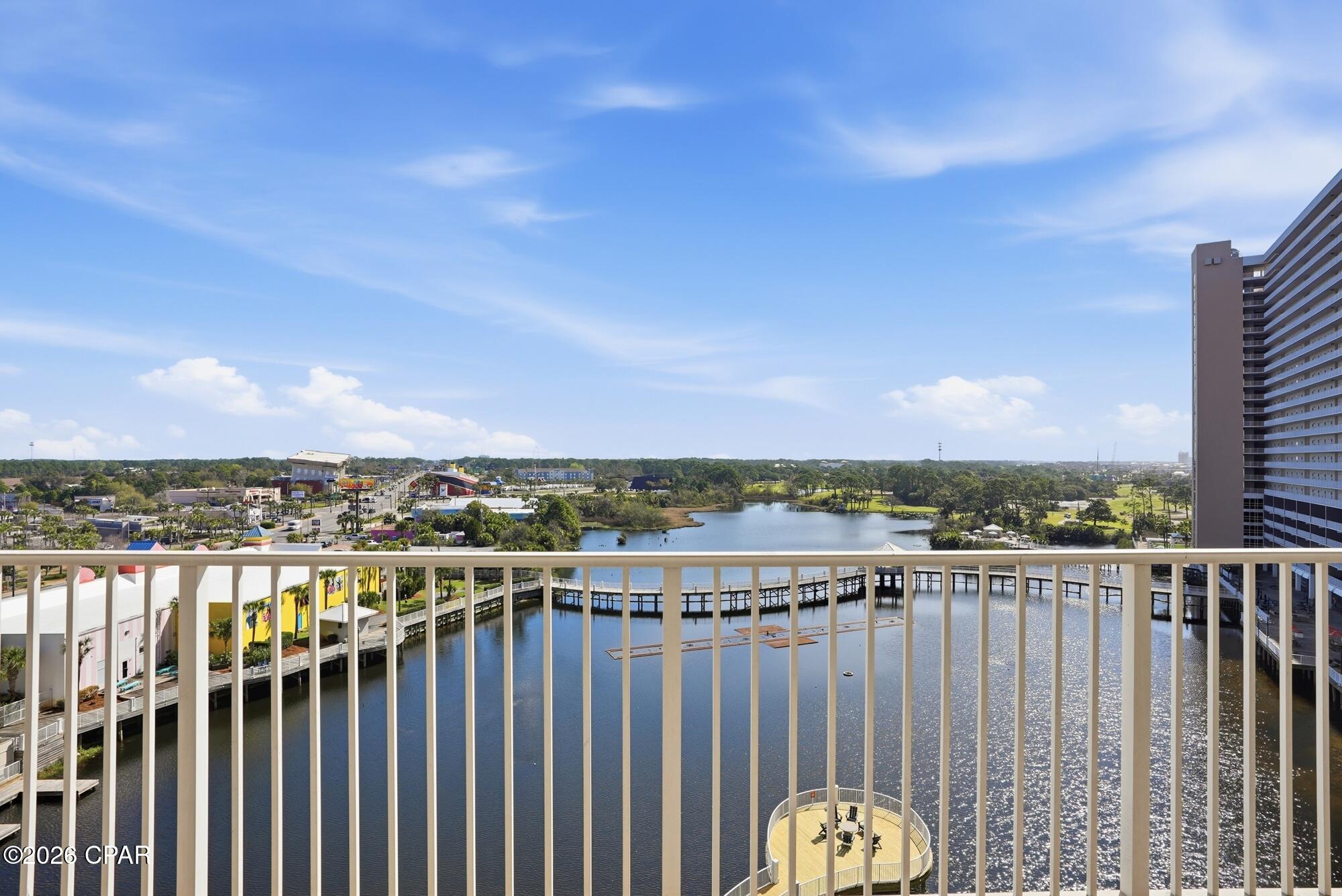 Laketown Wharf - Residential