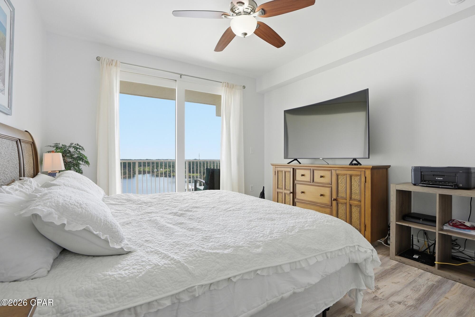 Laketown Wharf - Residential