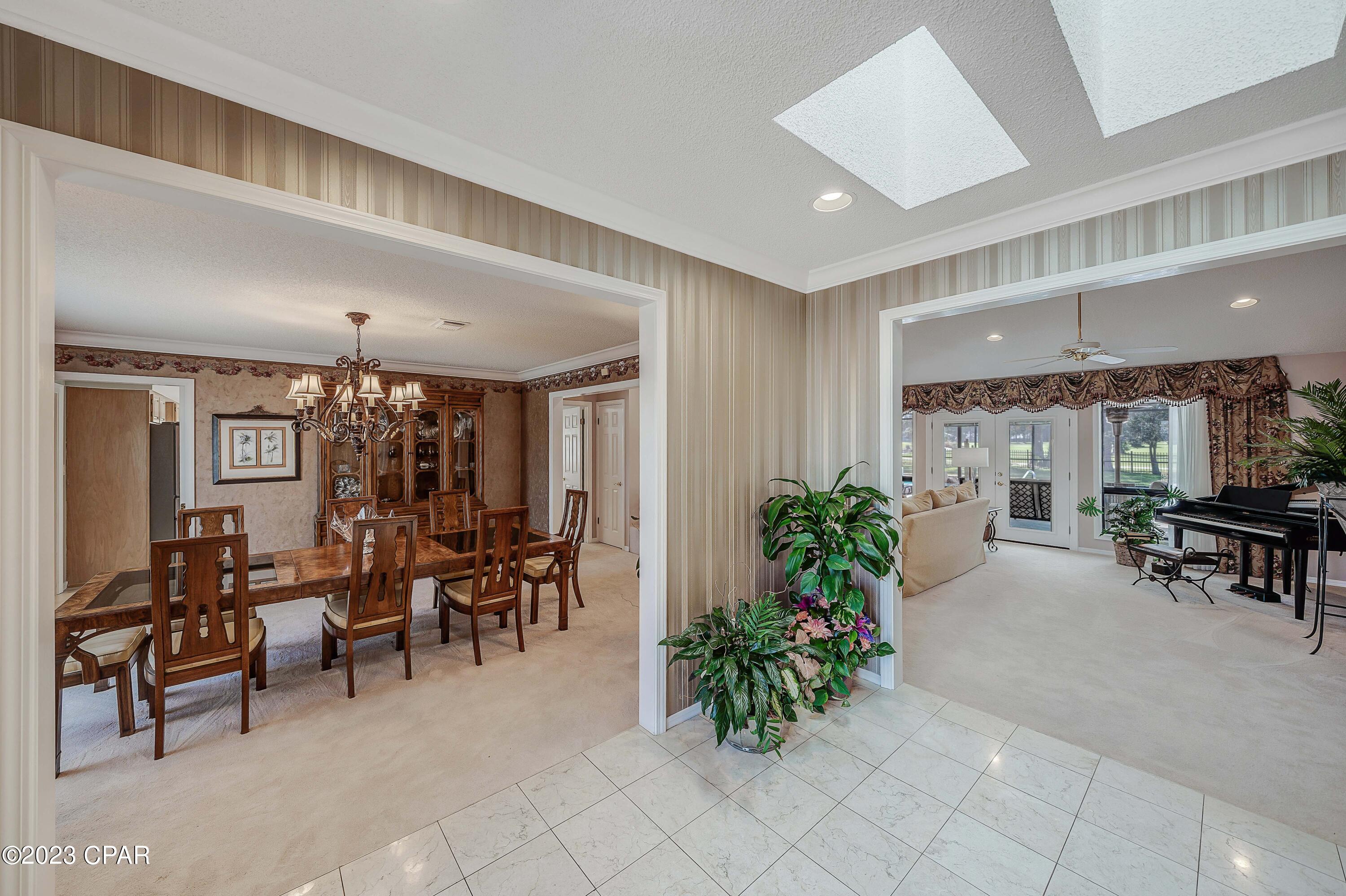 Colony Club - Residential