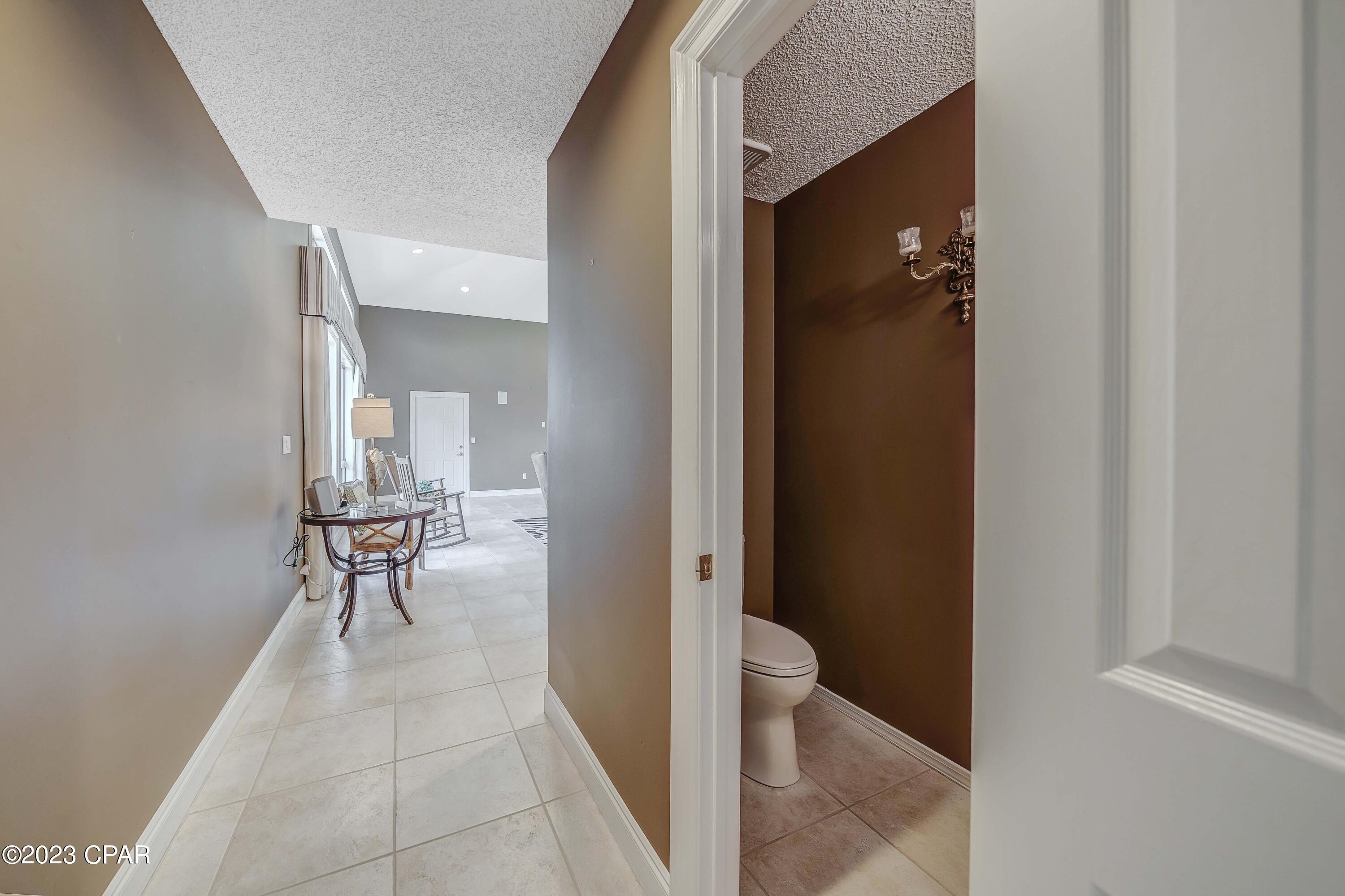 Colony Club - Residential