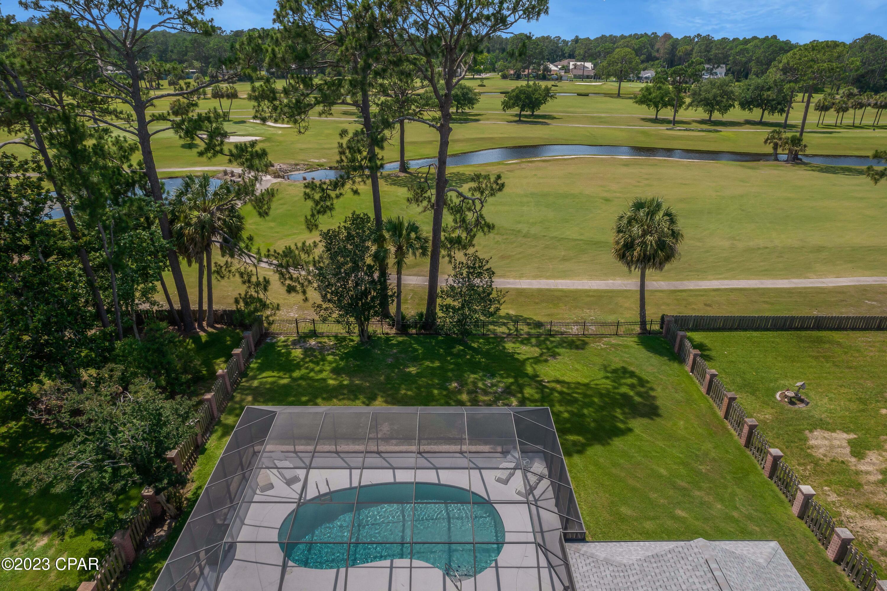 Colony Club - Residential