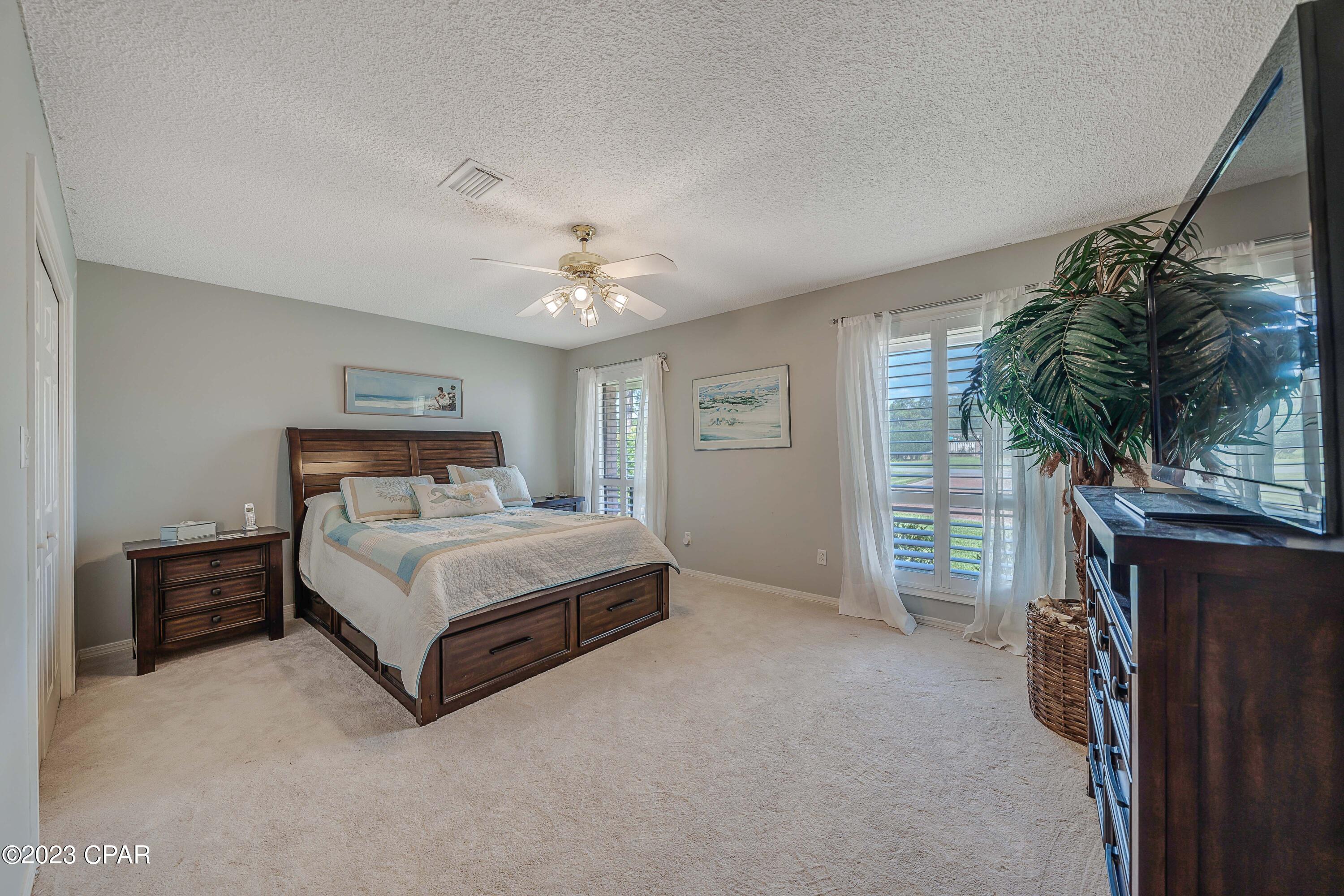 Colony Club - Residential