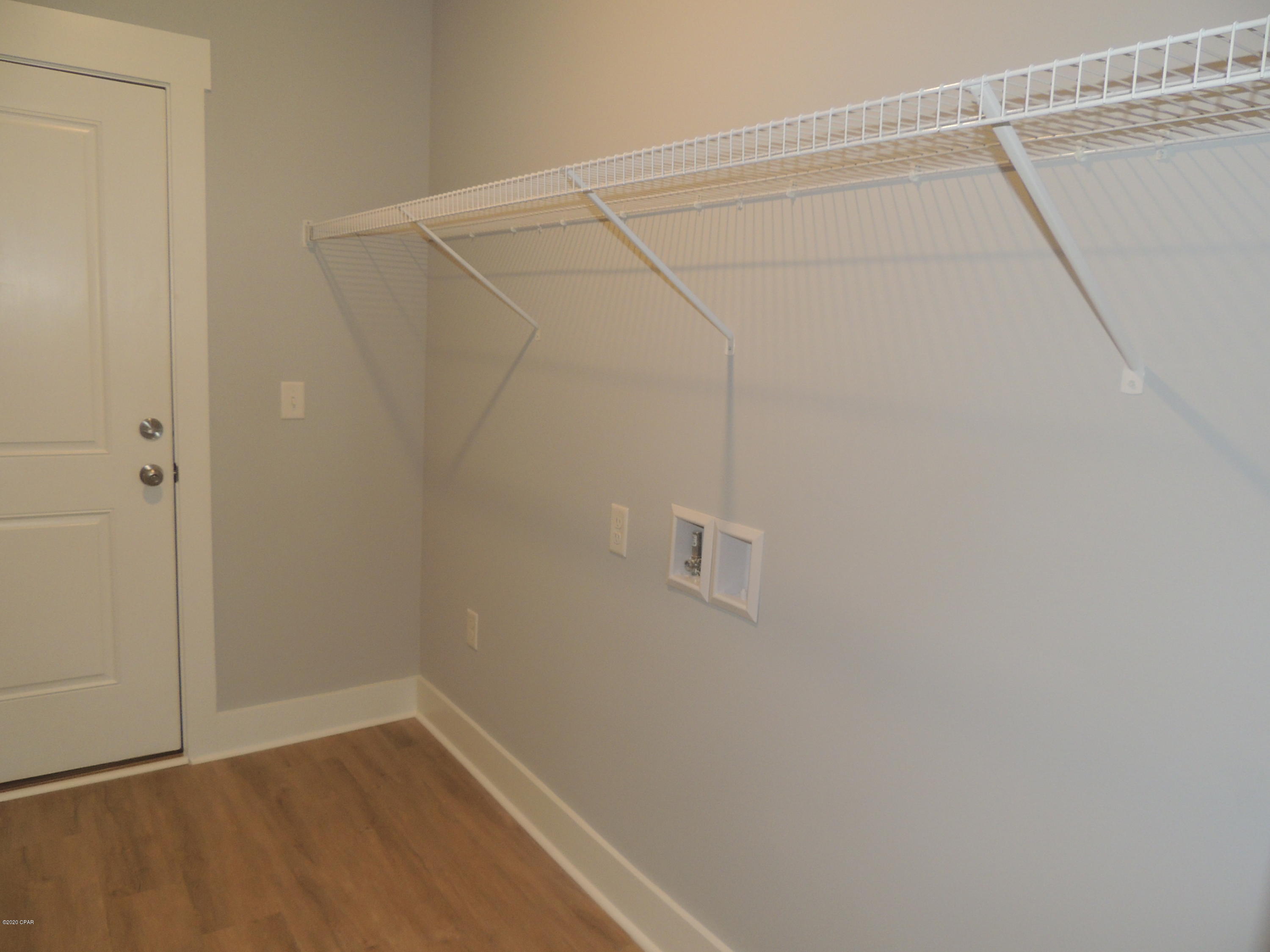 Grand Lagoon Banks - Residential