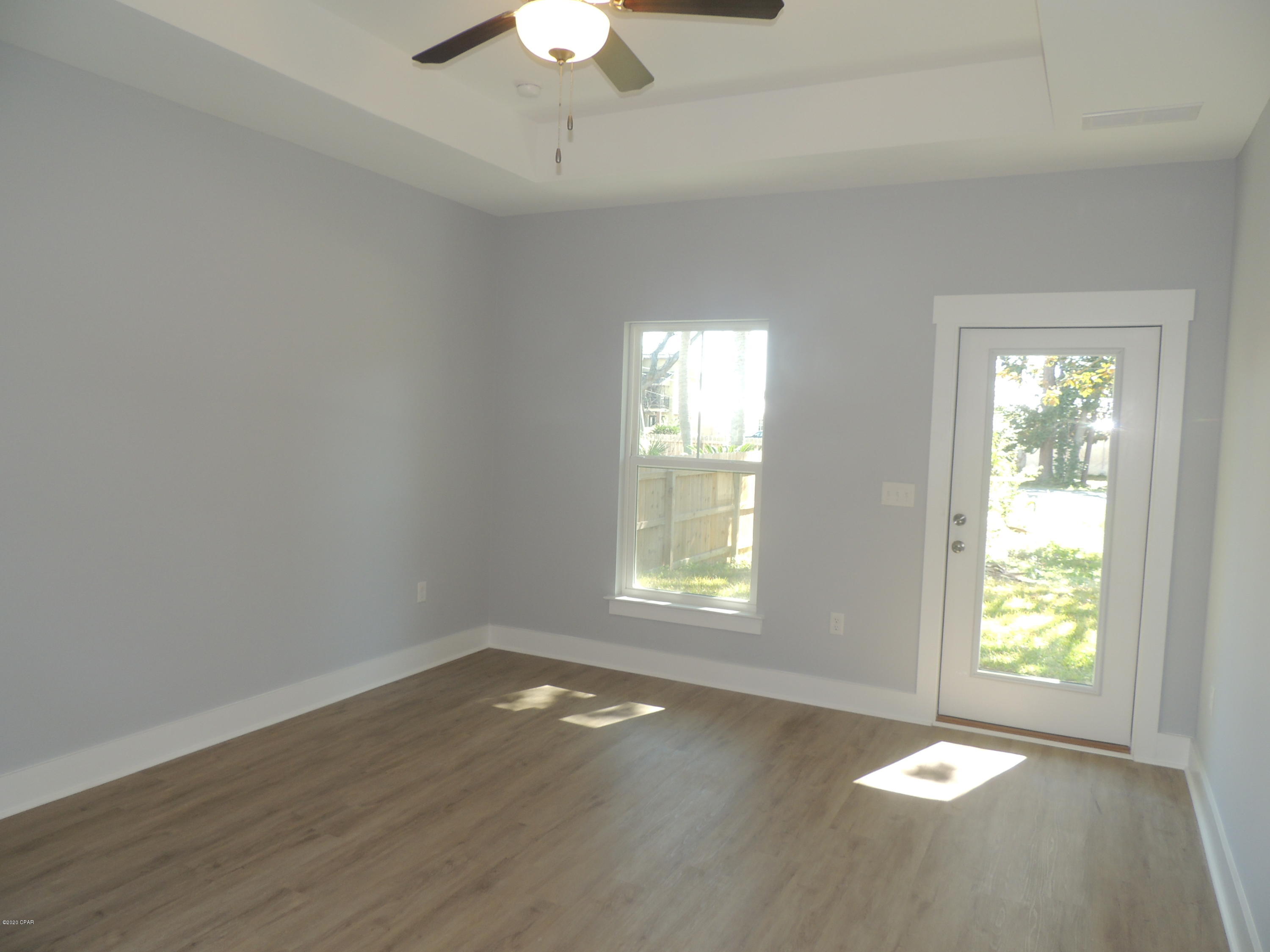 Grand Lagoon Banks - Residential