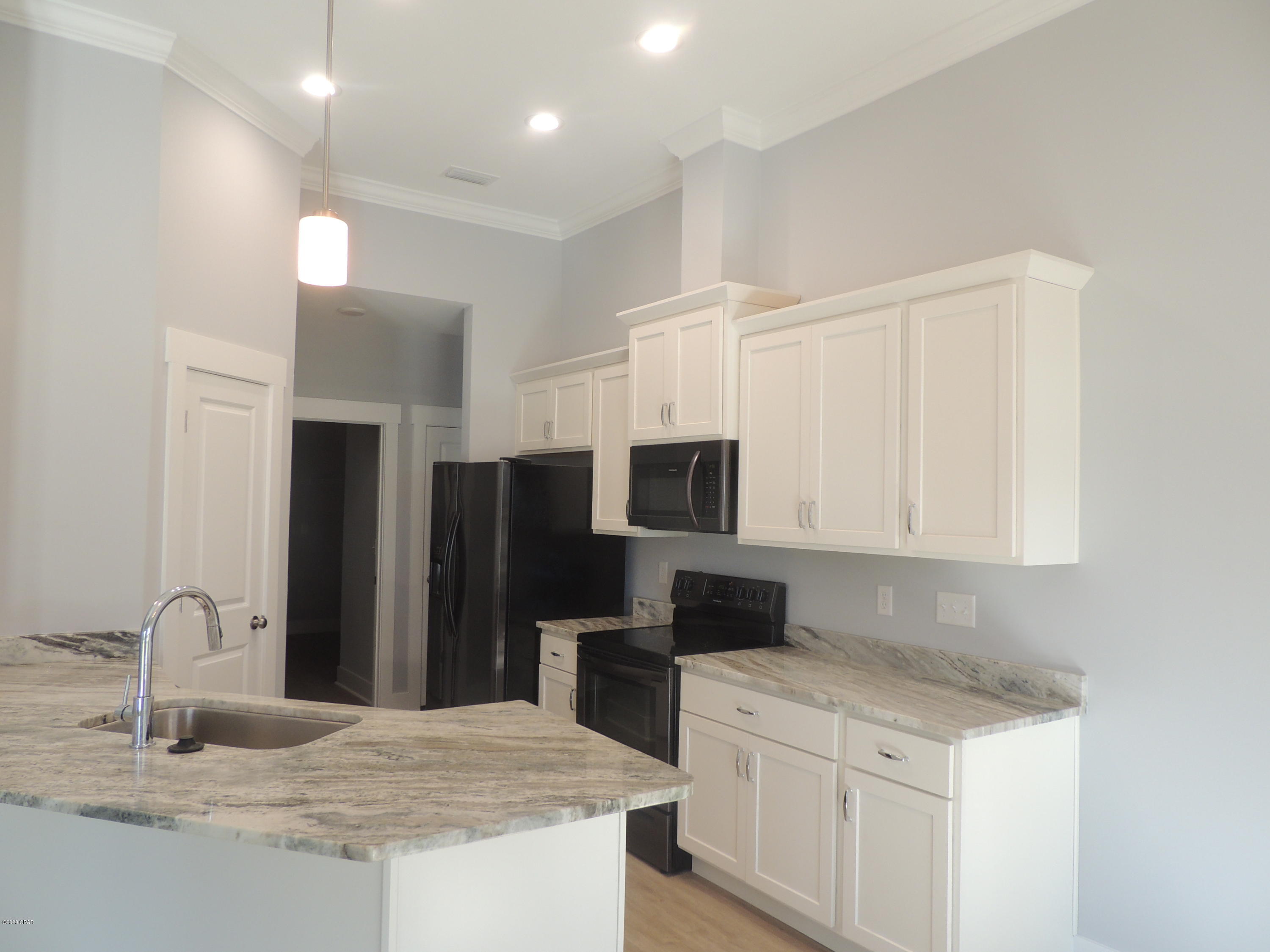 Grand Lagoon Banks - Residential