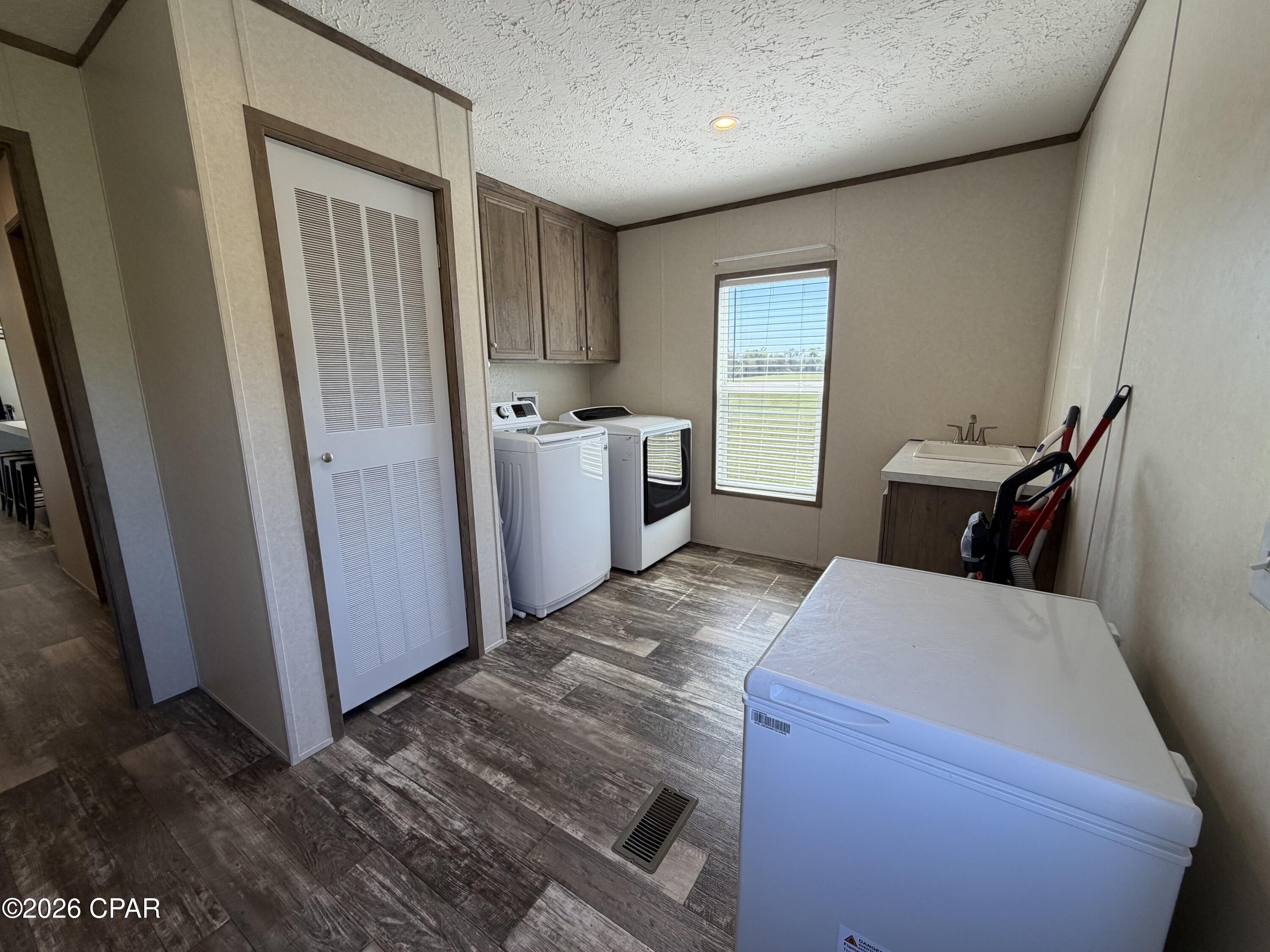 Grand Ridge - Residential