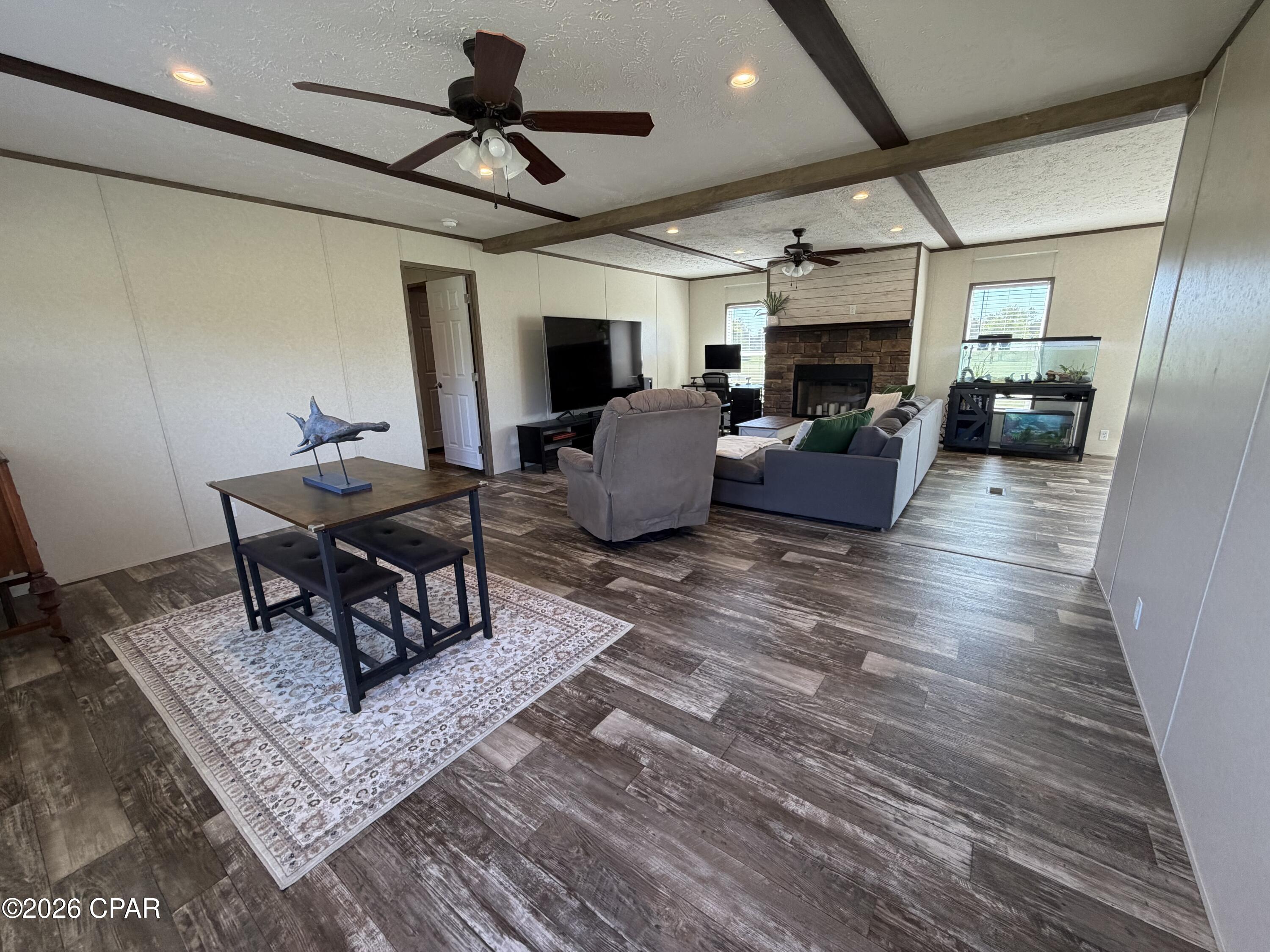 Grand Ridge - Residential