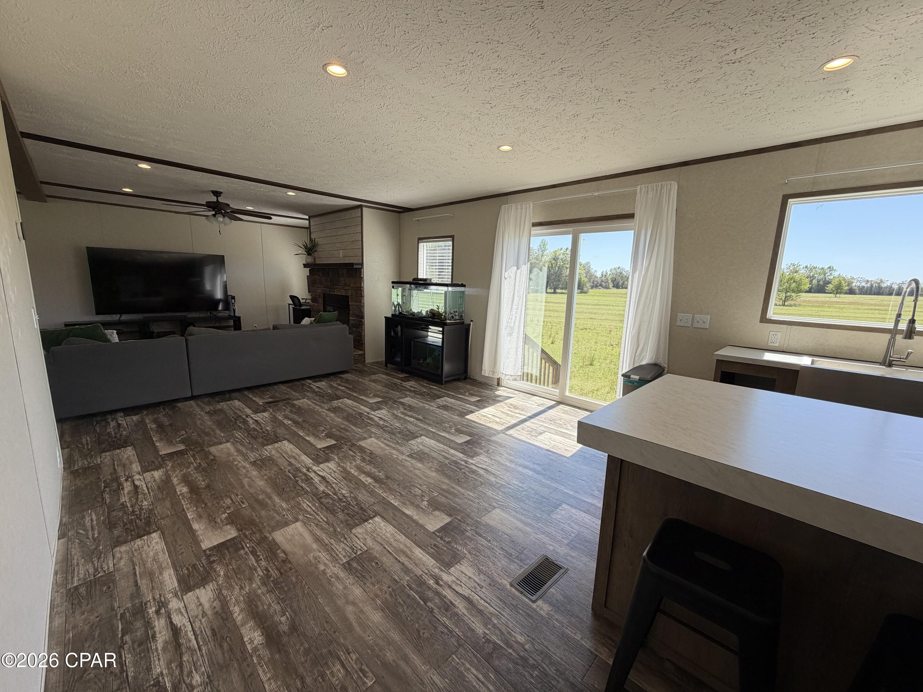 Grand Ridge - Residential