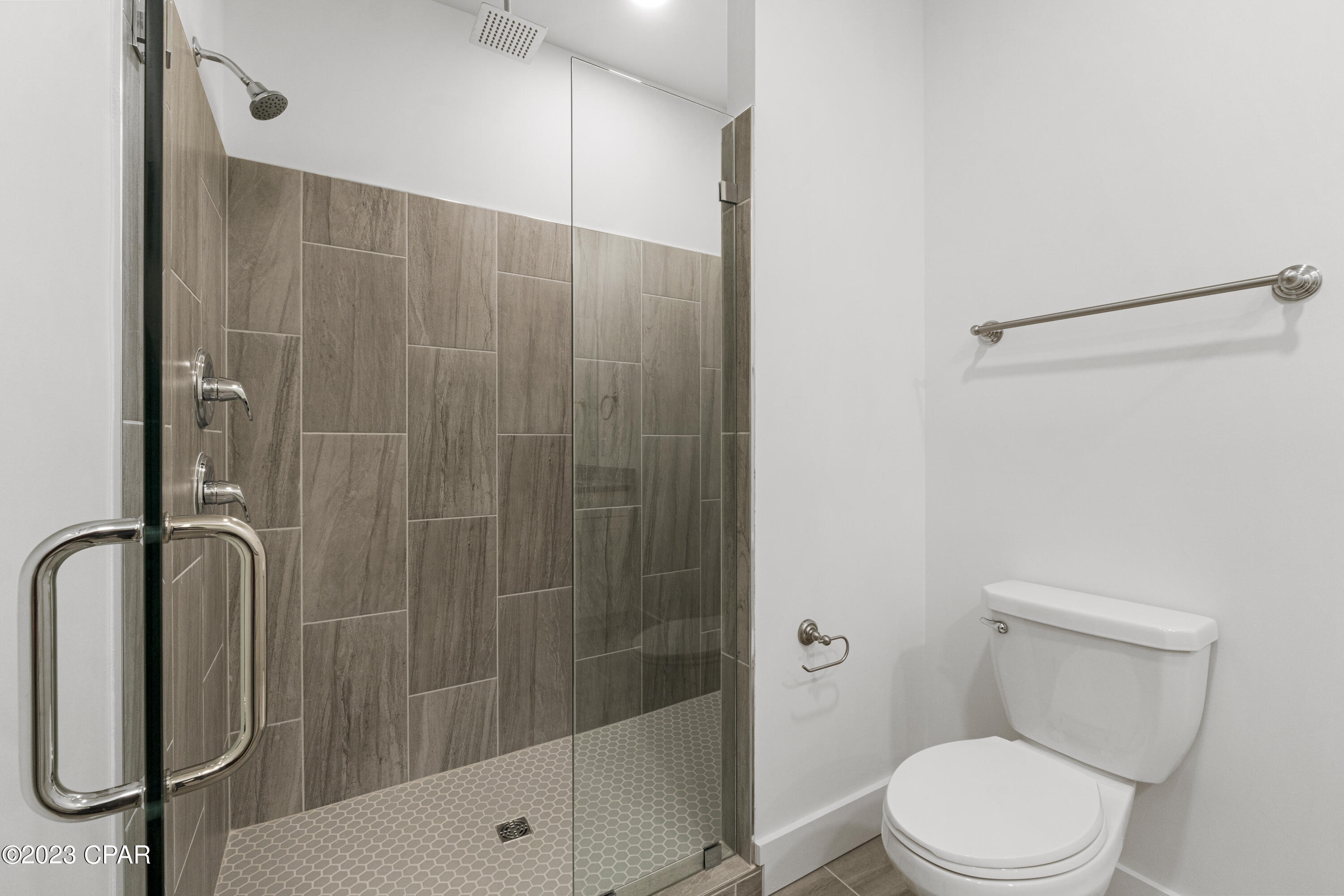 Lagoon Manor - Residential