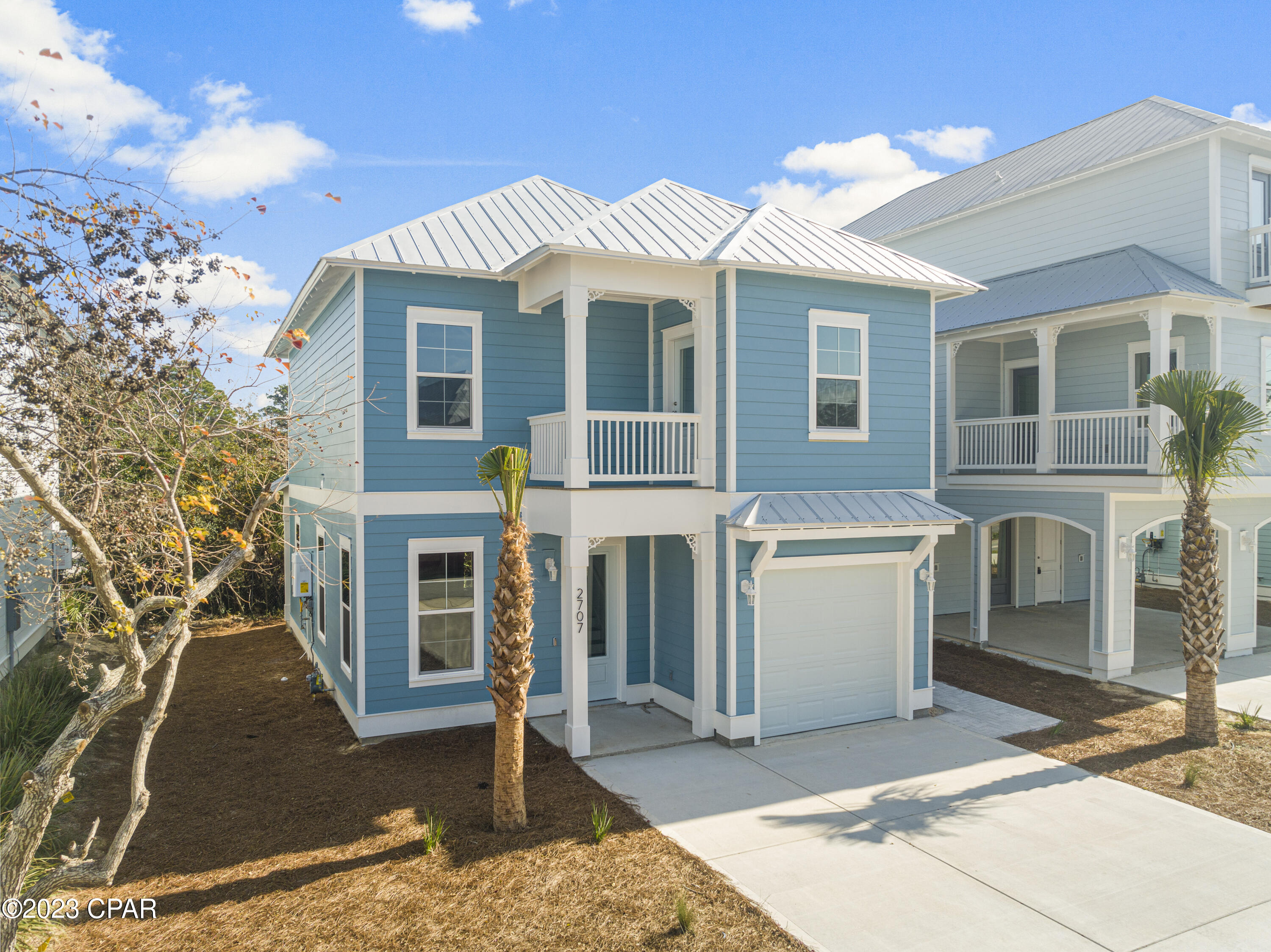 Lagoon Manor - Residential