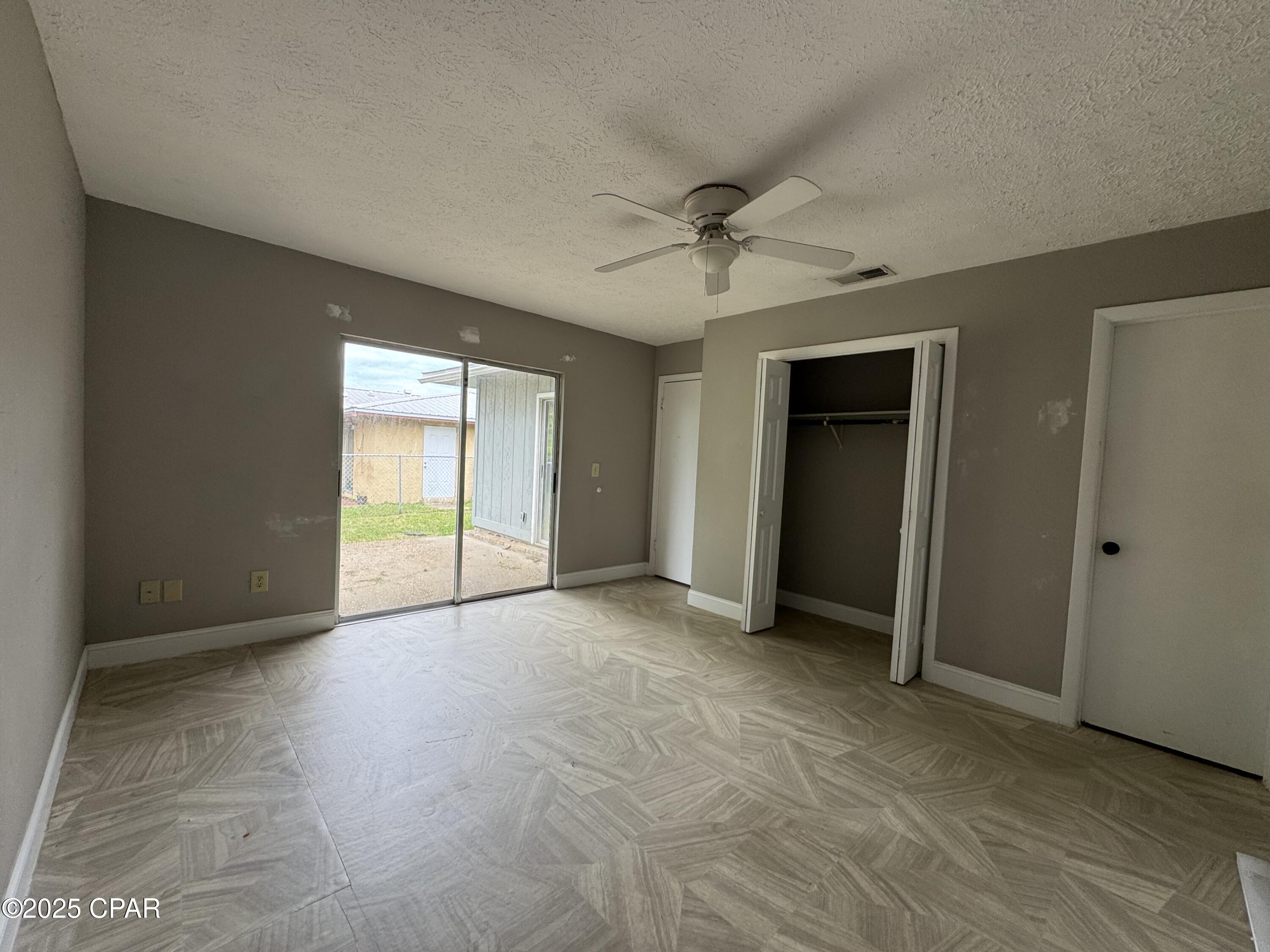 Belaire Estates U-2 - Residential Lease