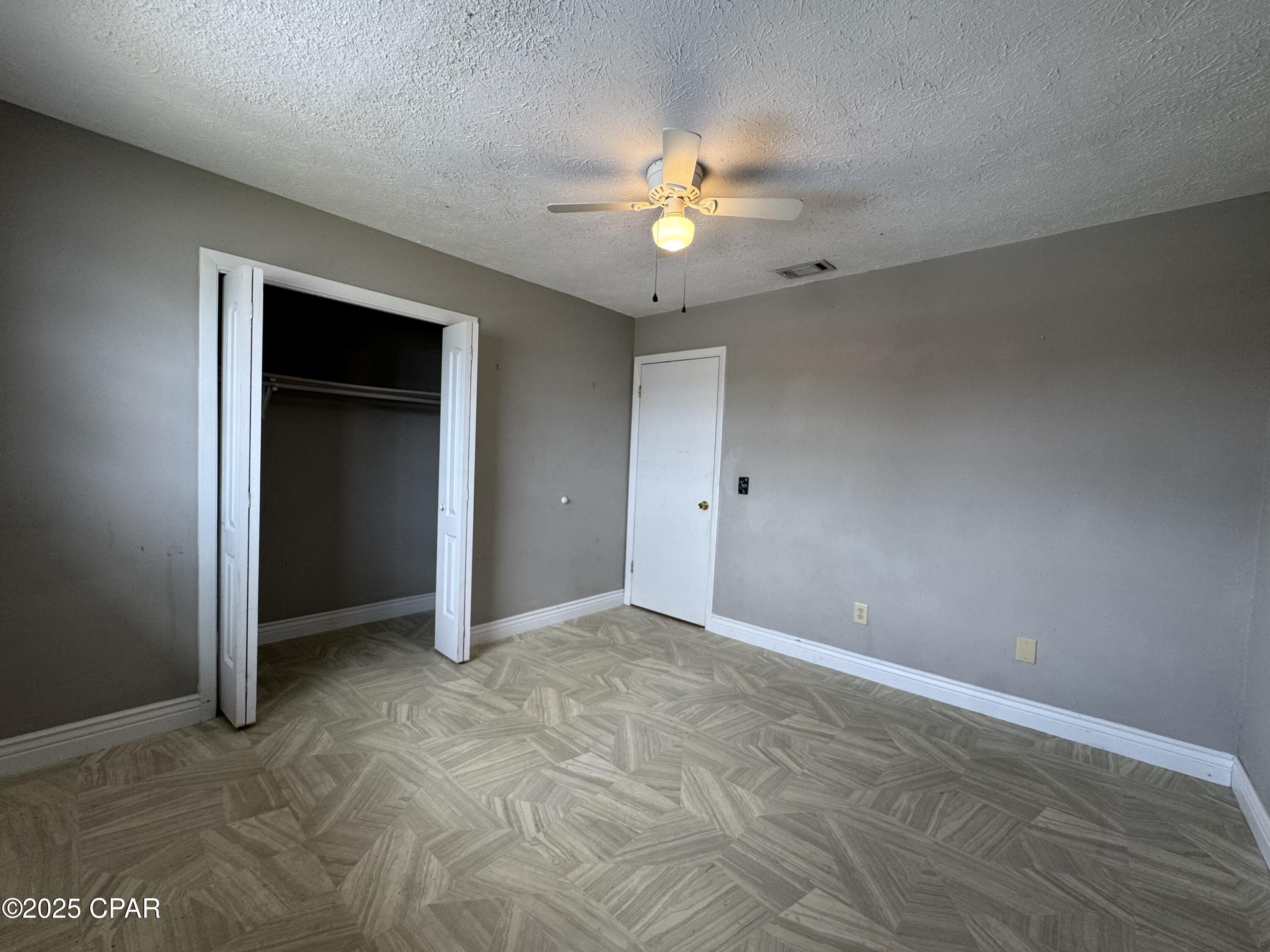 Belaire Estates U-2 - Residential Lease