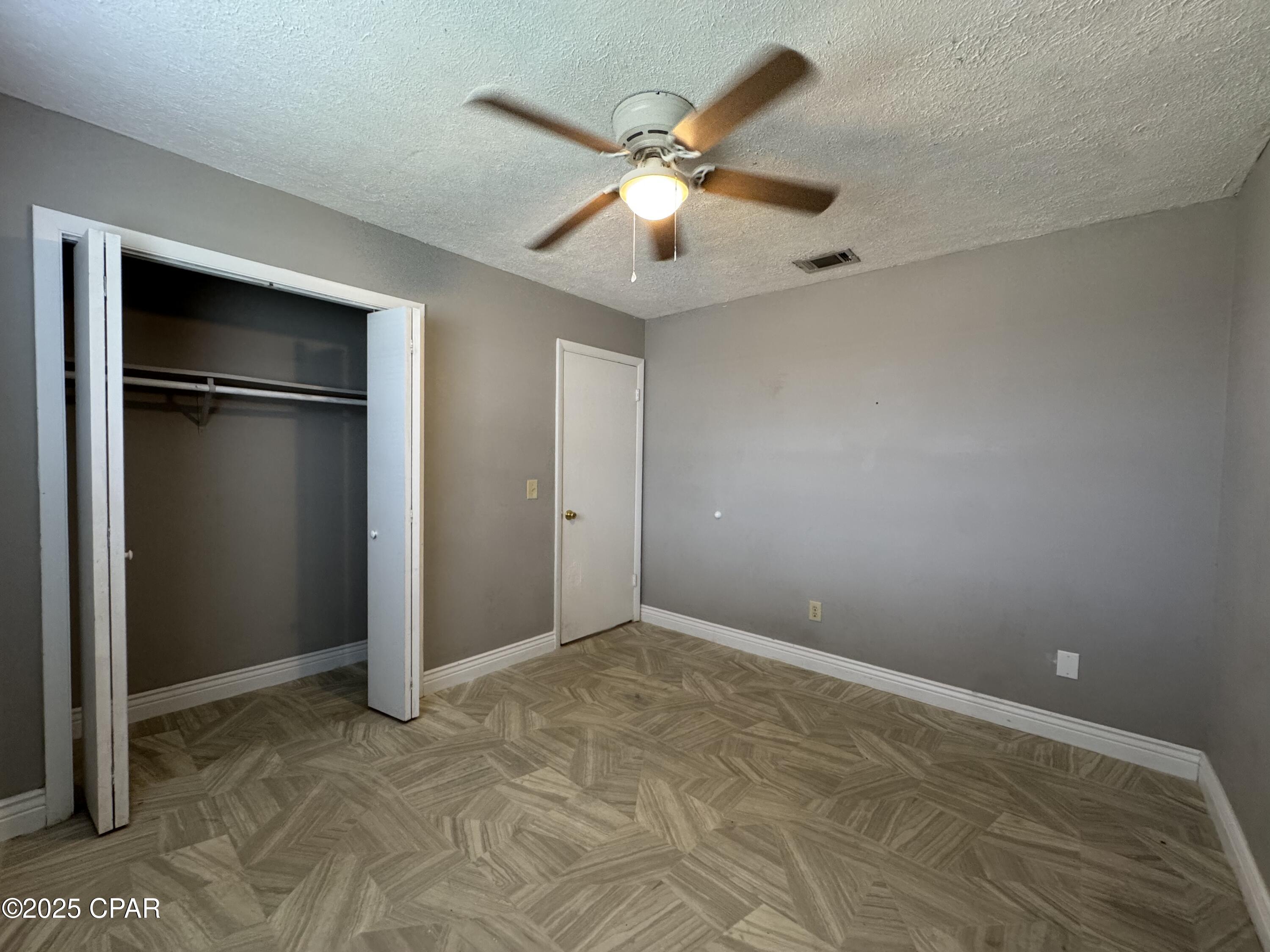 Belaire Estates U-2 - Residential Lease