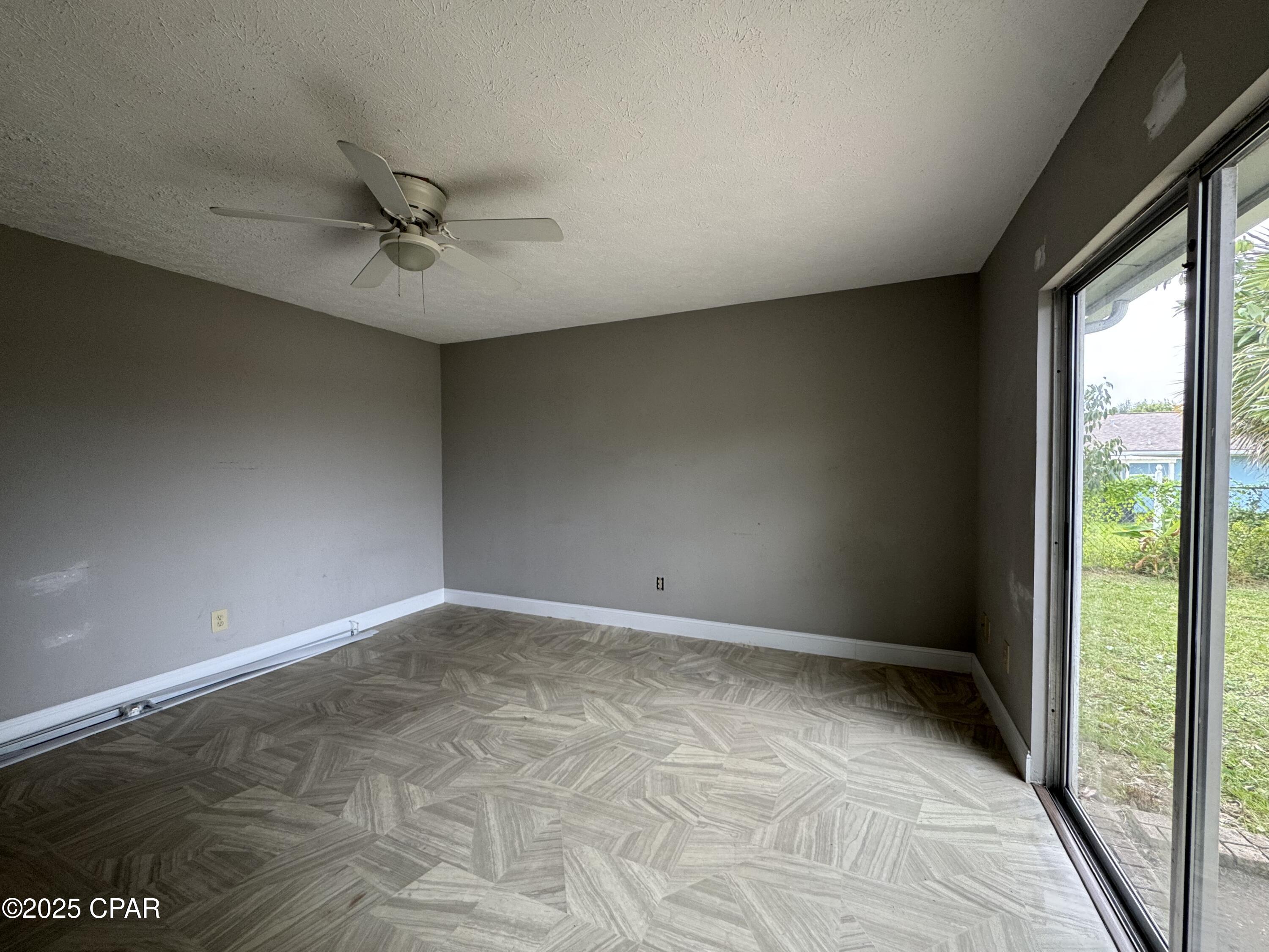 Belaire Estates U-2 - Residential Lease