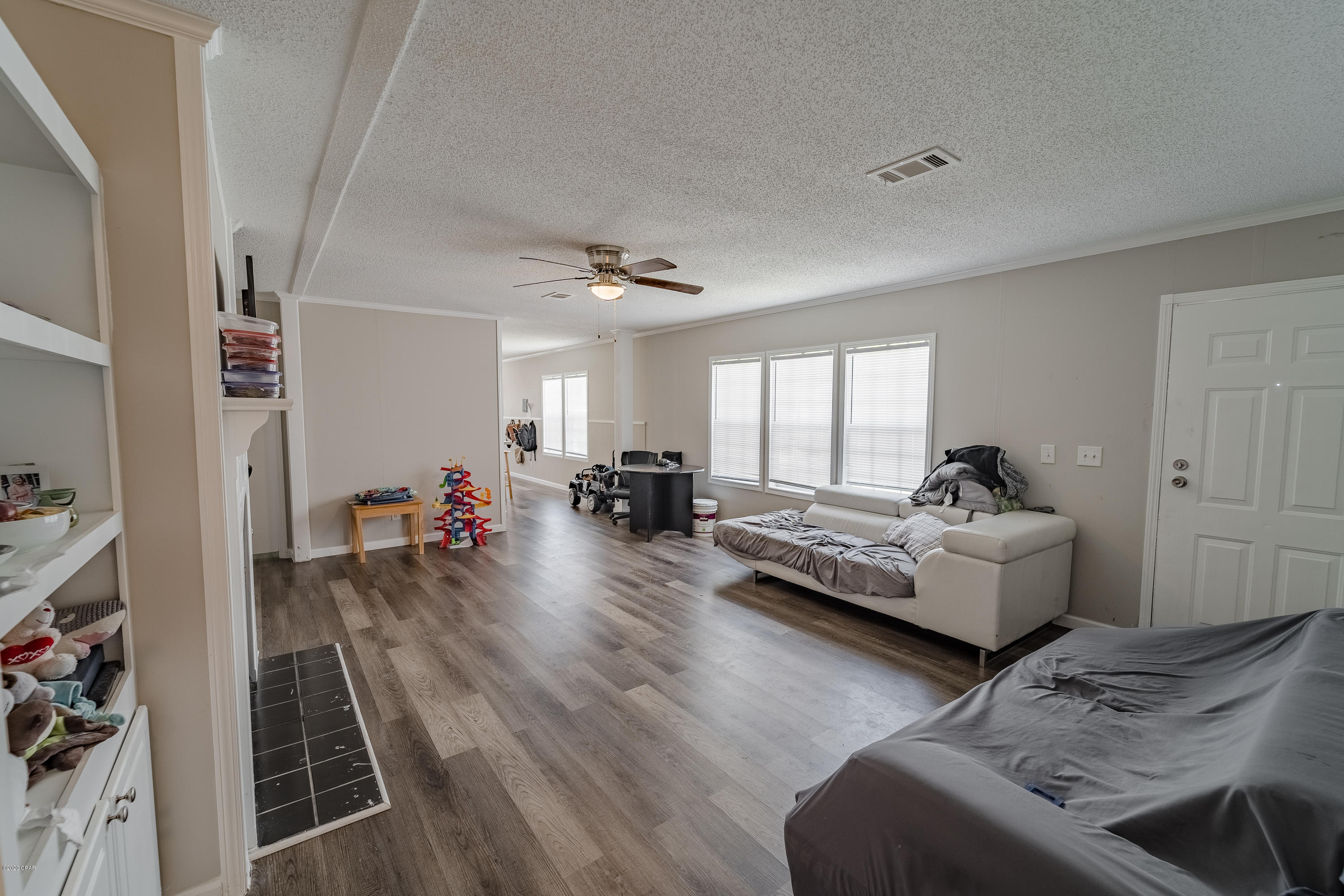 [No Recorded Subdiv] - Residential