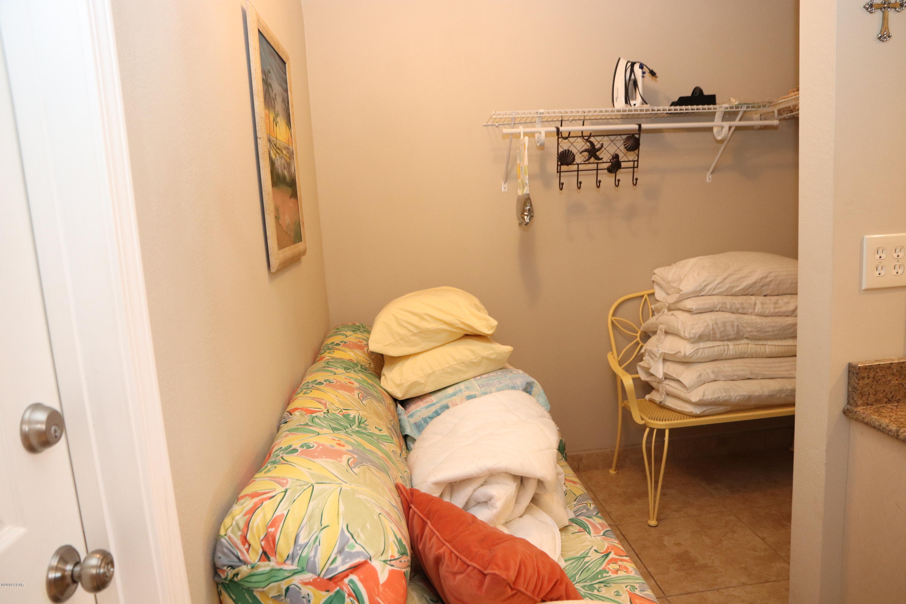 Shores Townhouses - Residential