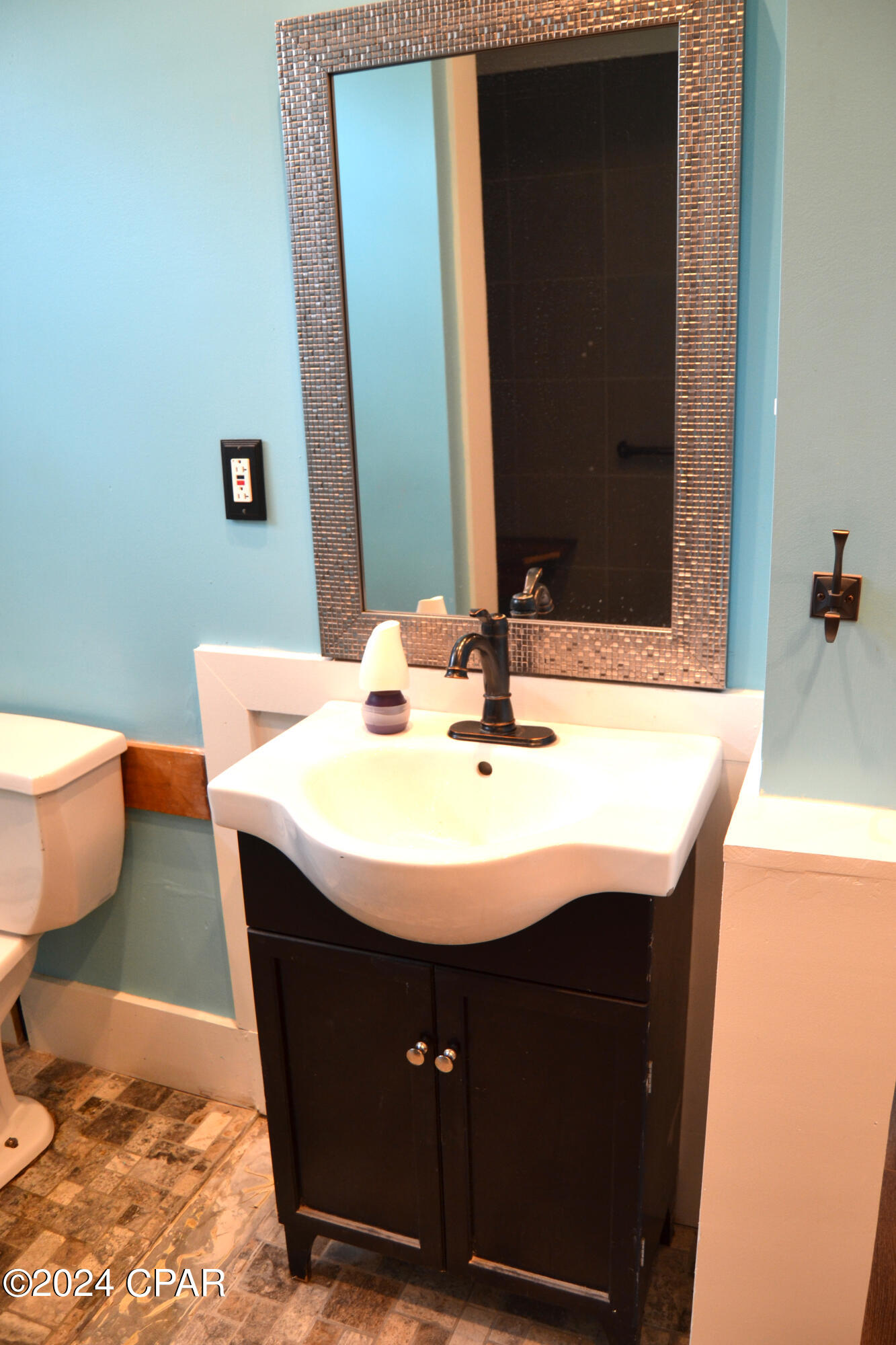 Colony Club - Residential