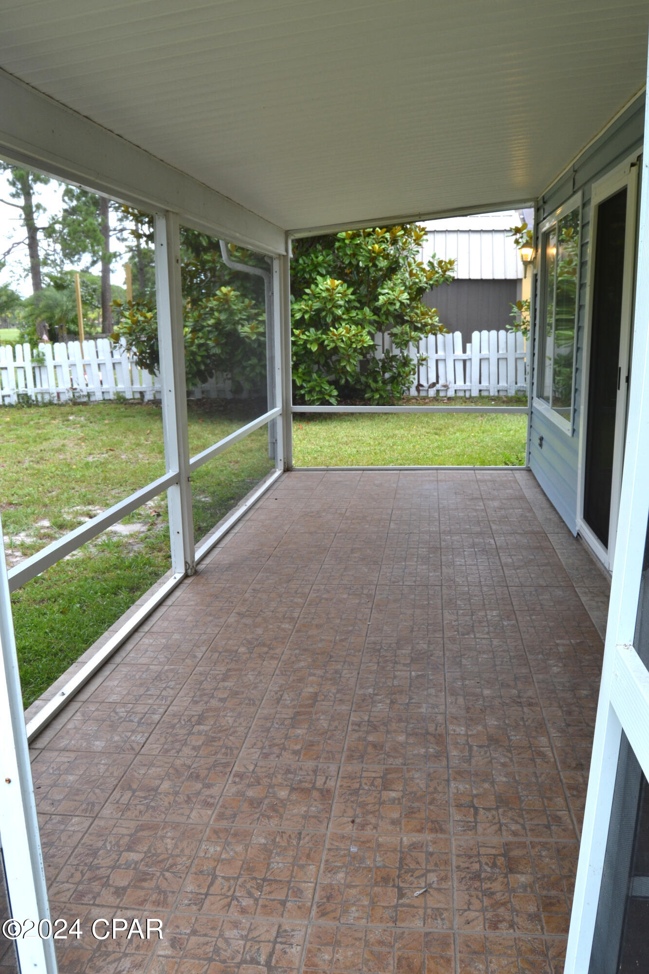 Colony Club - Residential