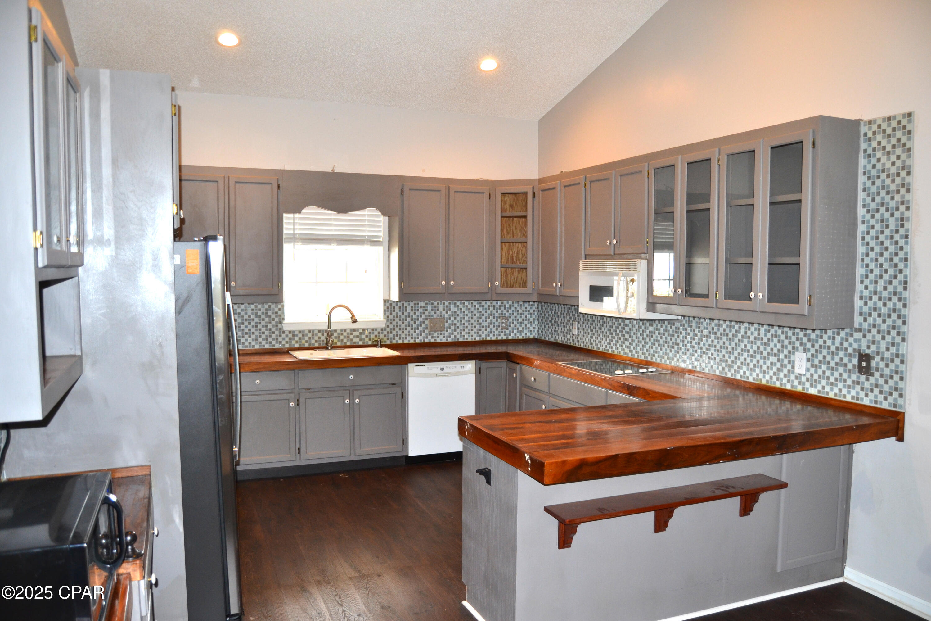 Colony Club - Residential