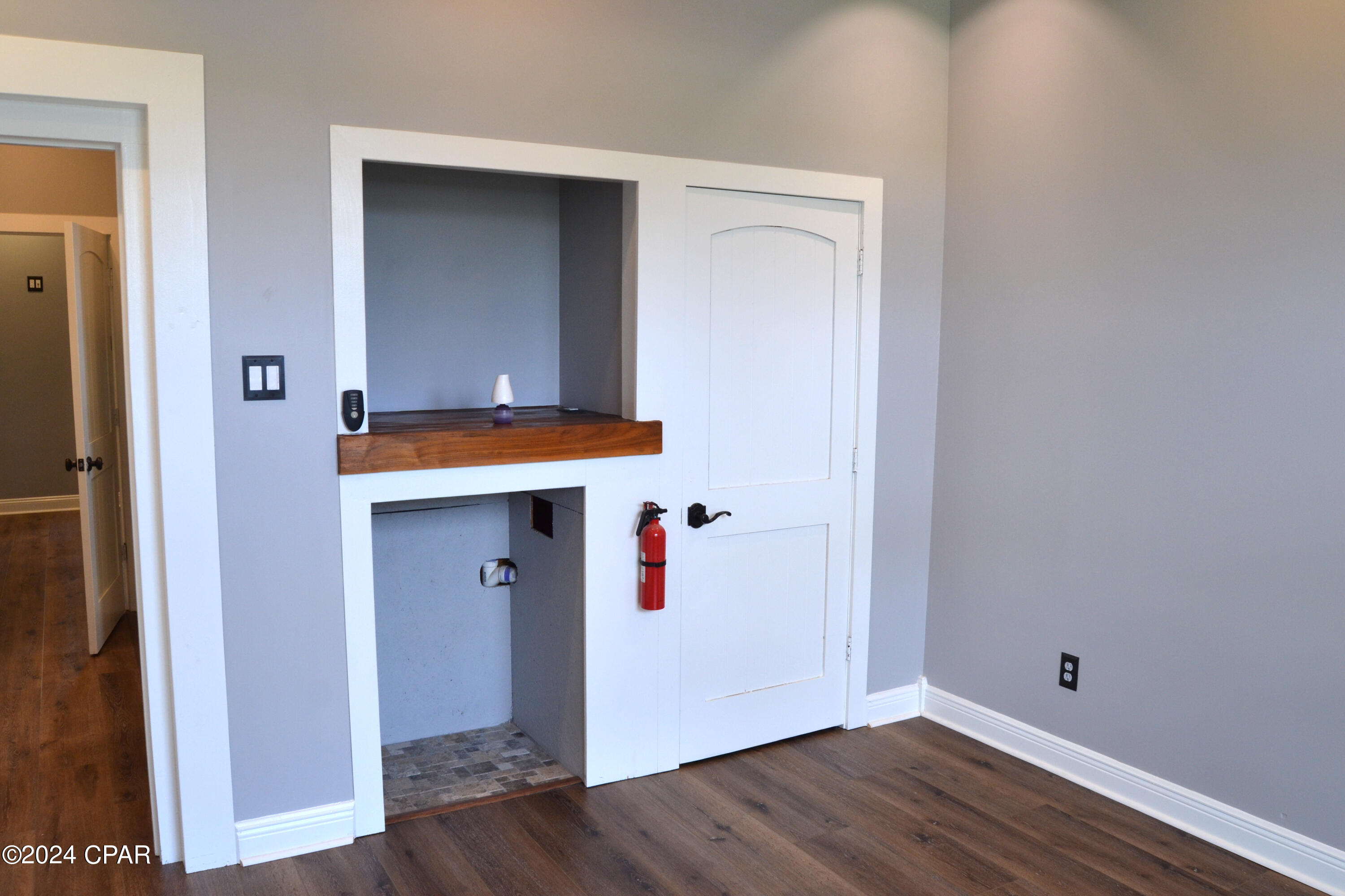 Colony Club - Residential