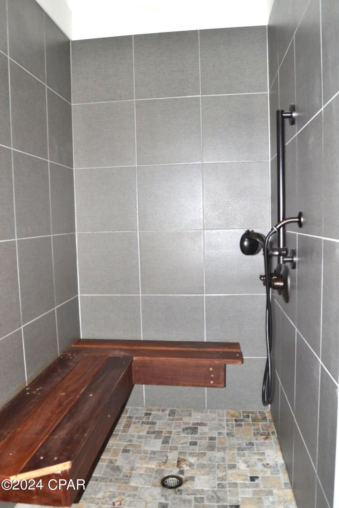 Colony Club - Residential