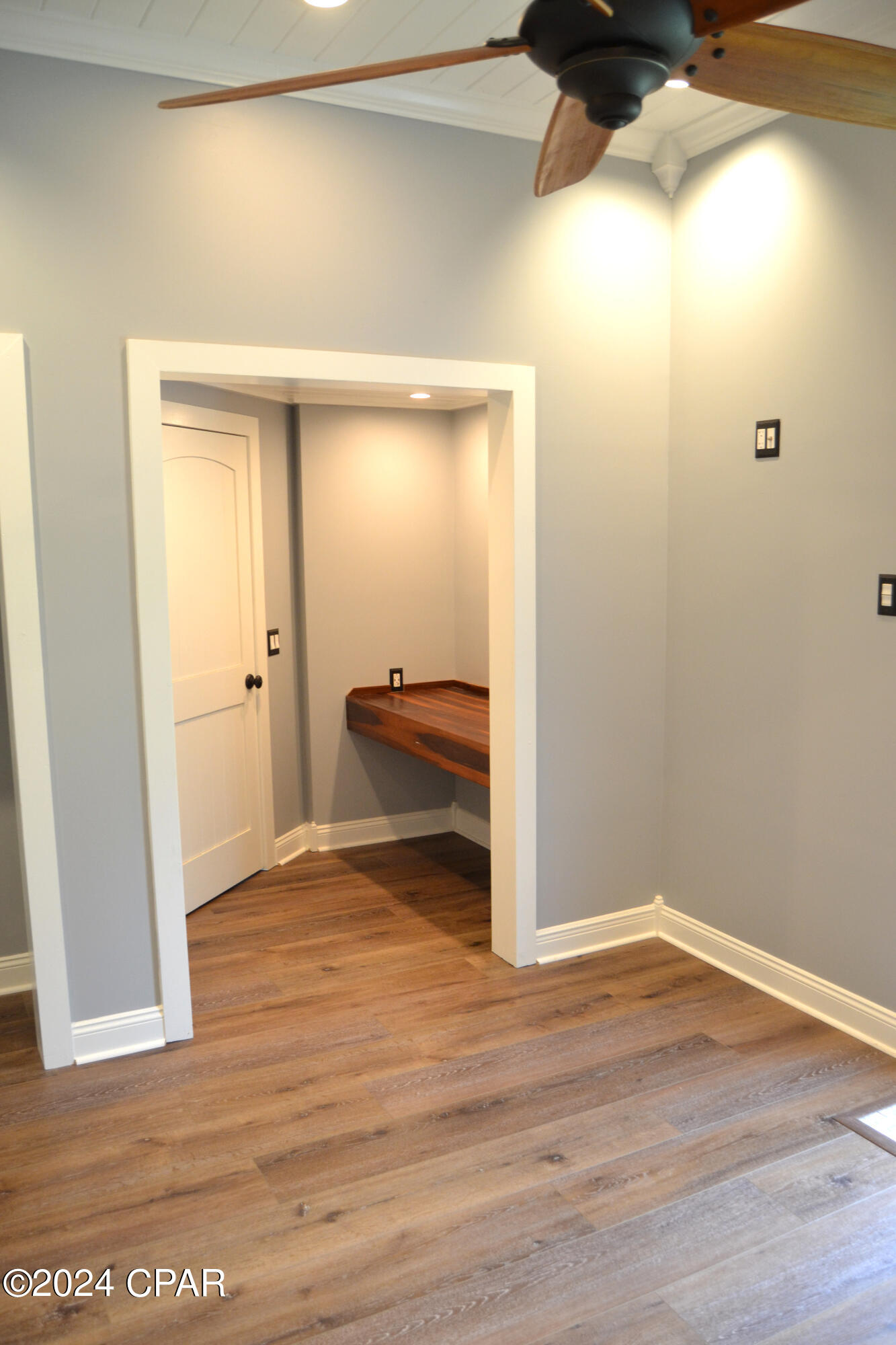 Colony Club - Residential