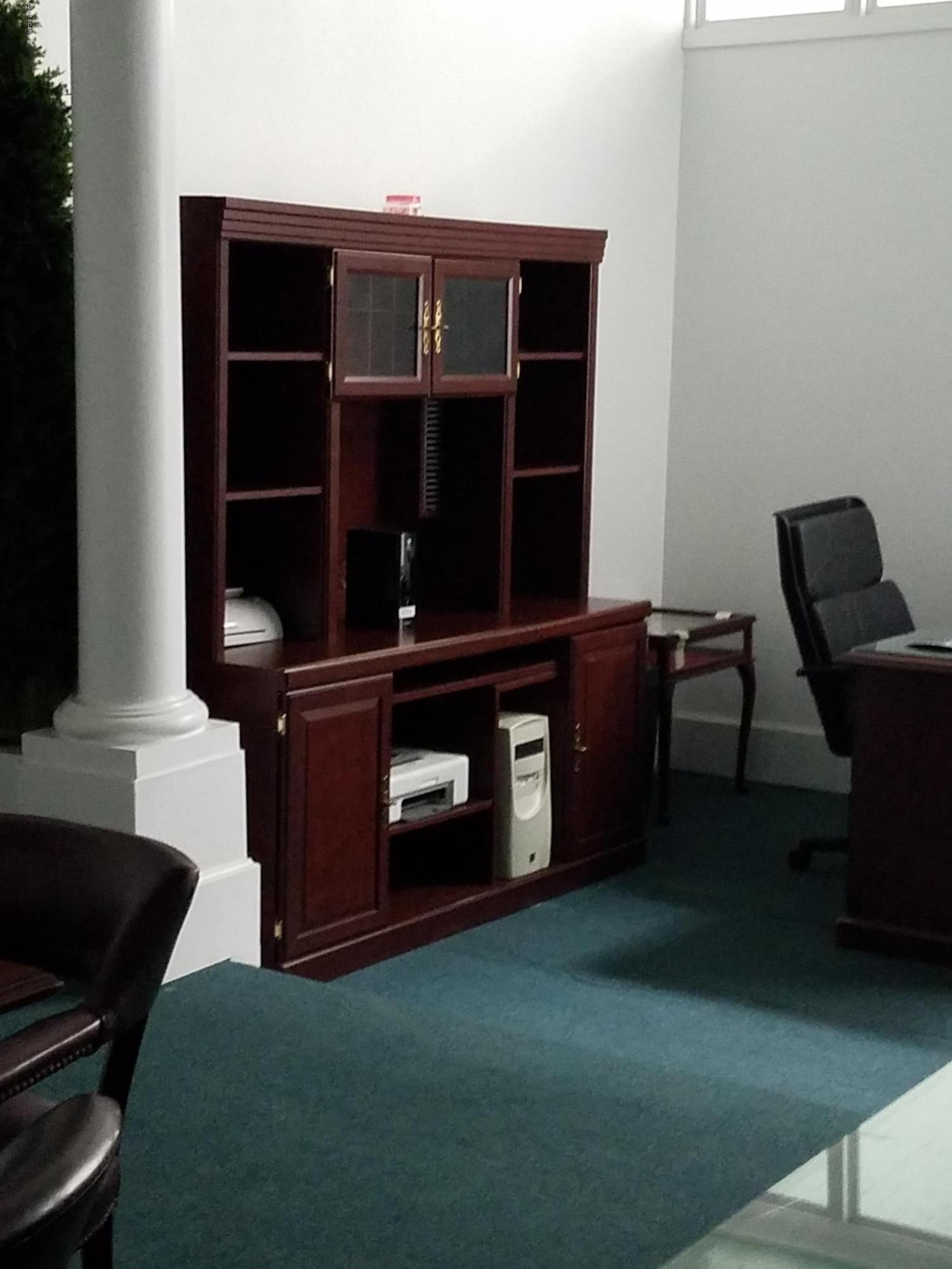 Graceville - Commercial Sale