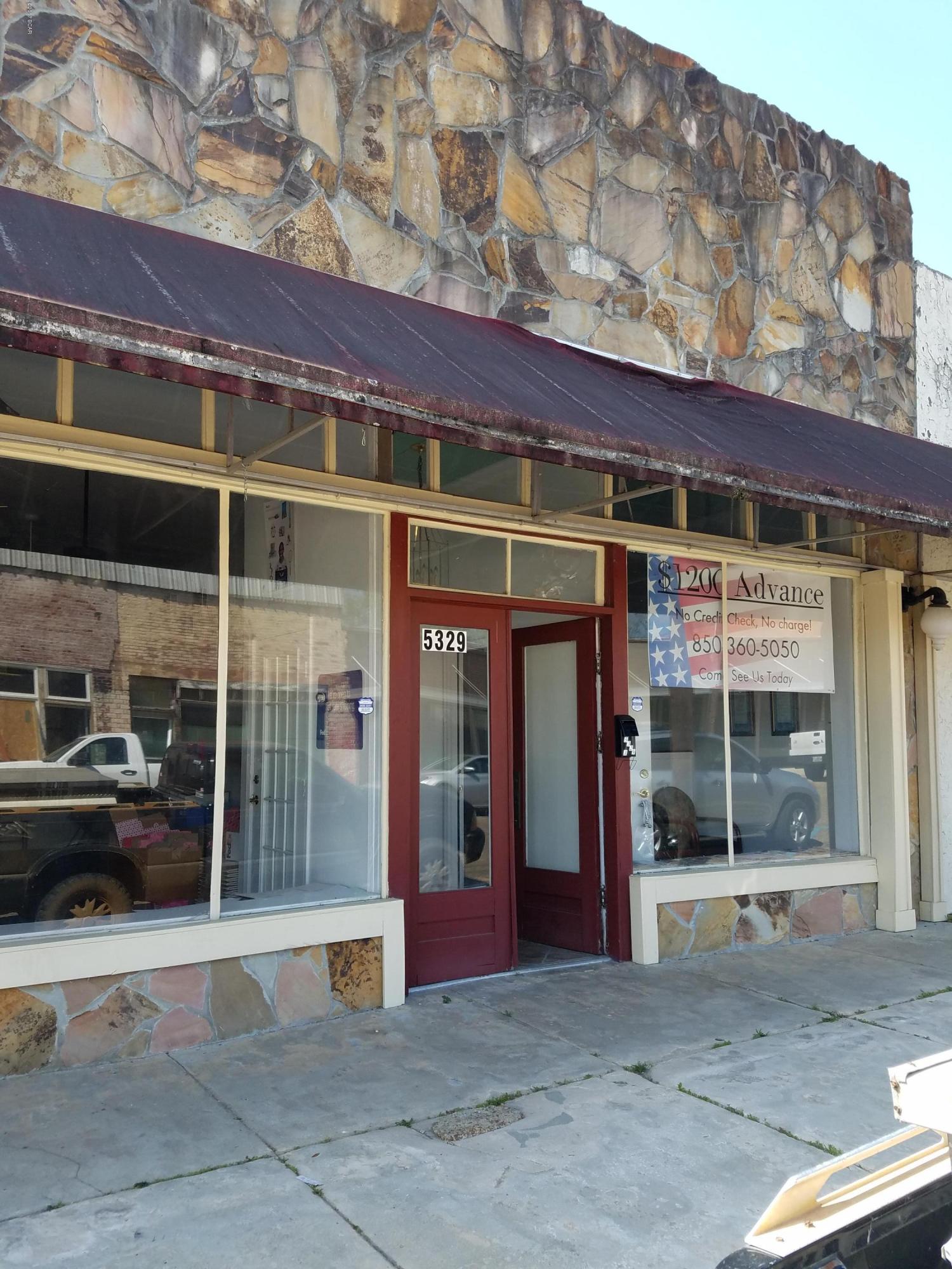 Graceville - Commercial Sale