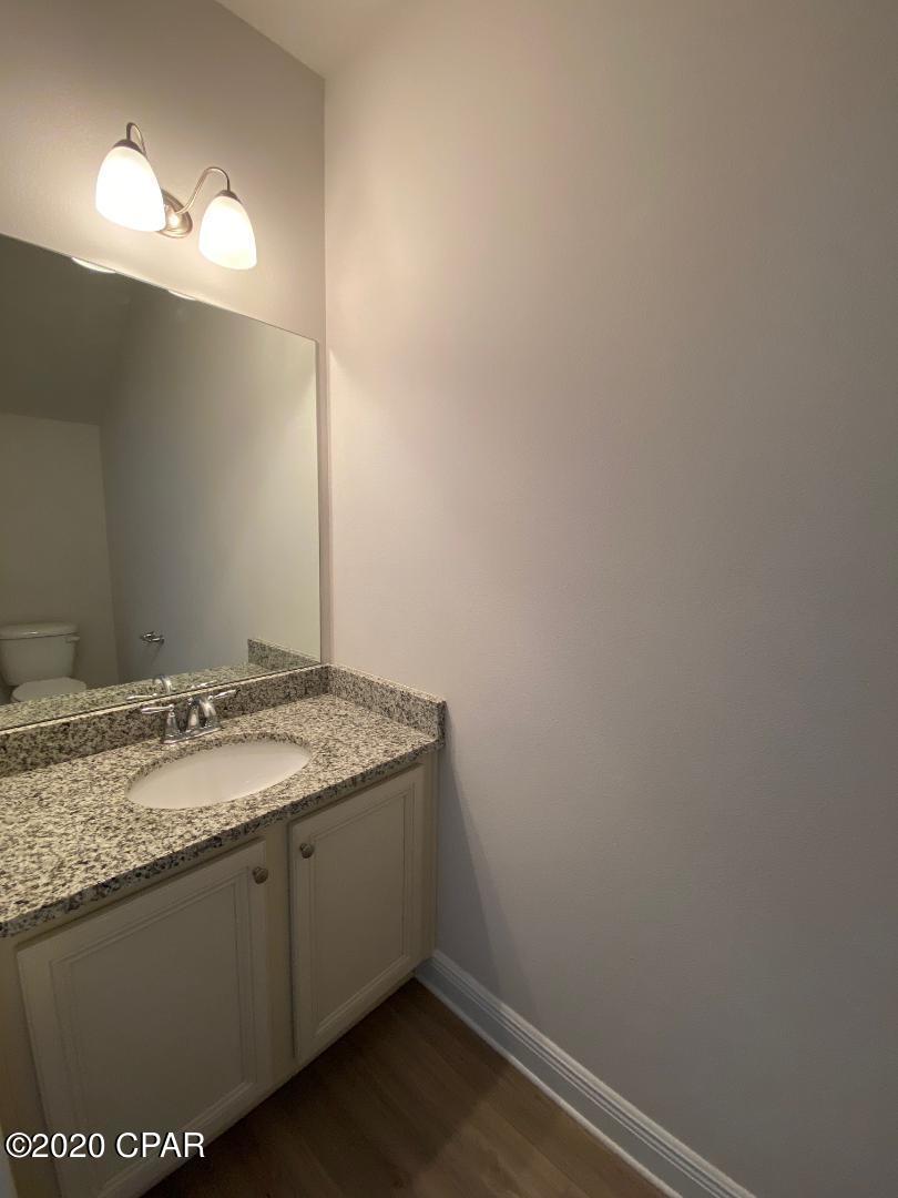 Hathaway Townhomes - Residential Lease