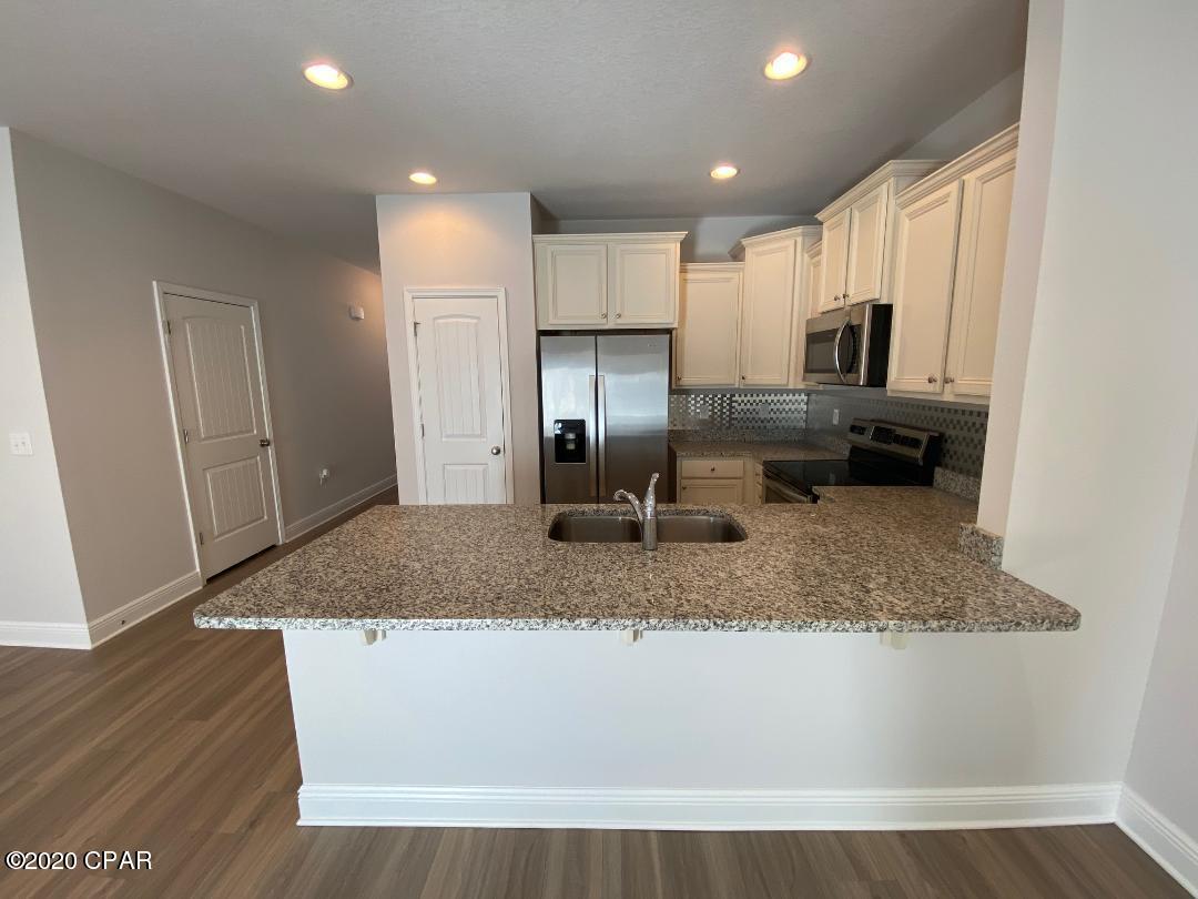 Hathaway Townhomes - Residential Lease