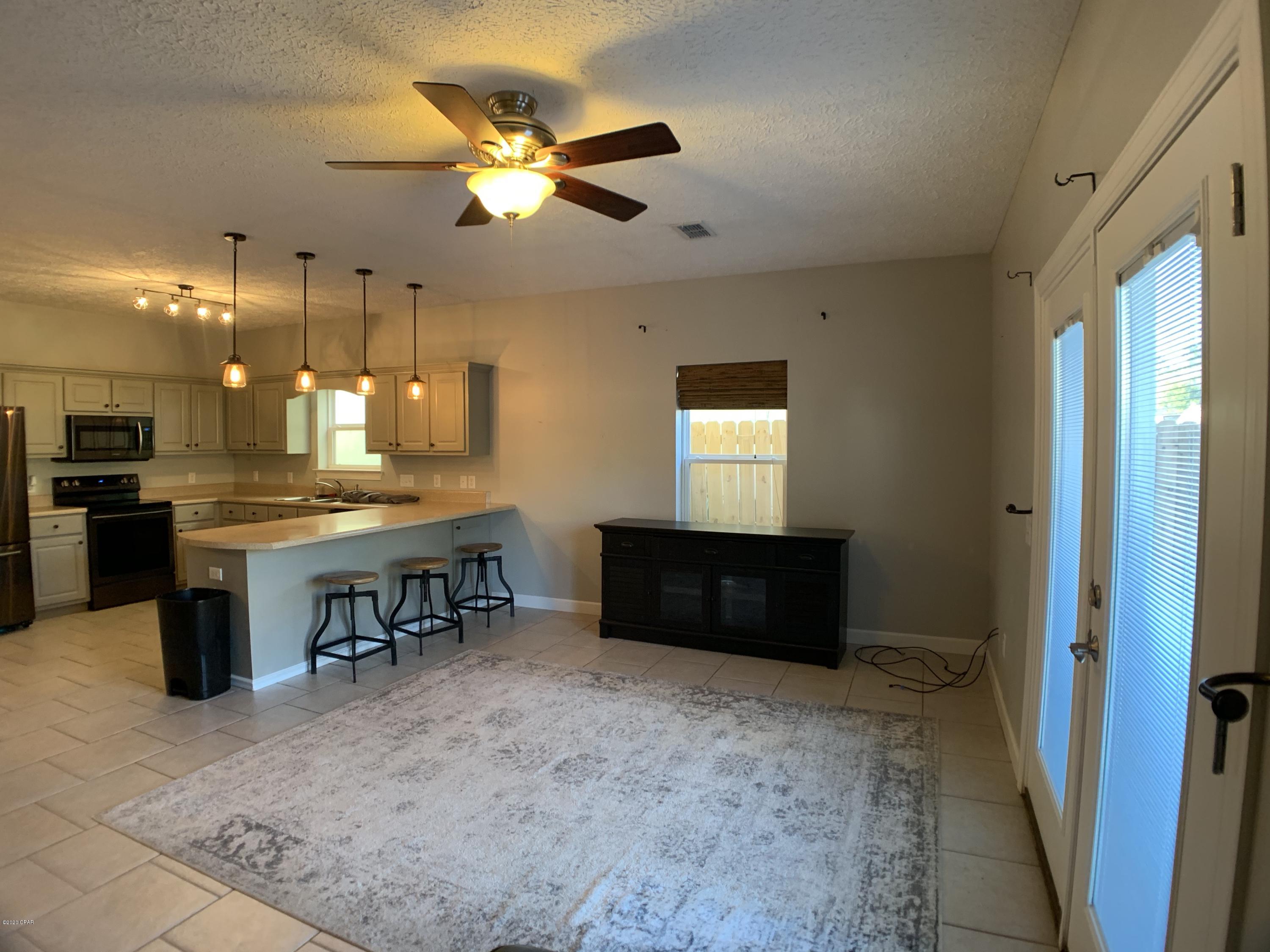 [No Recorded Subdiv] - Residential Lease