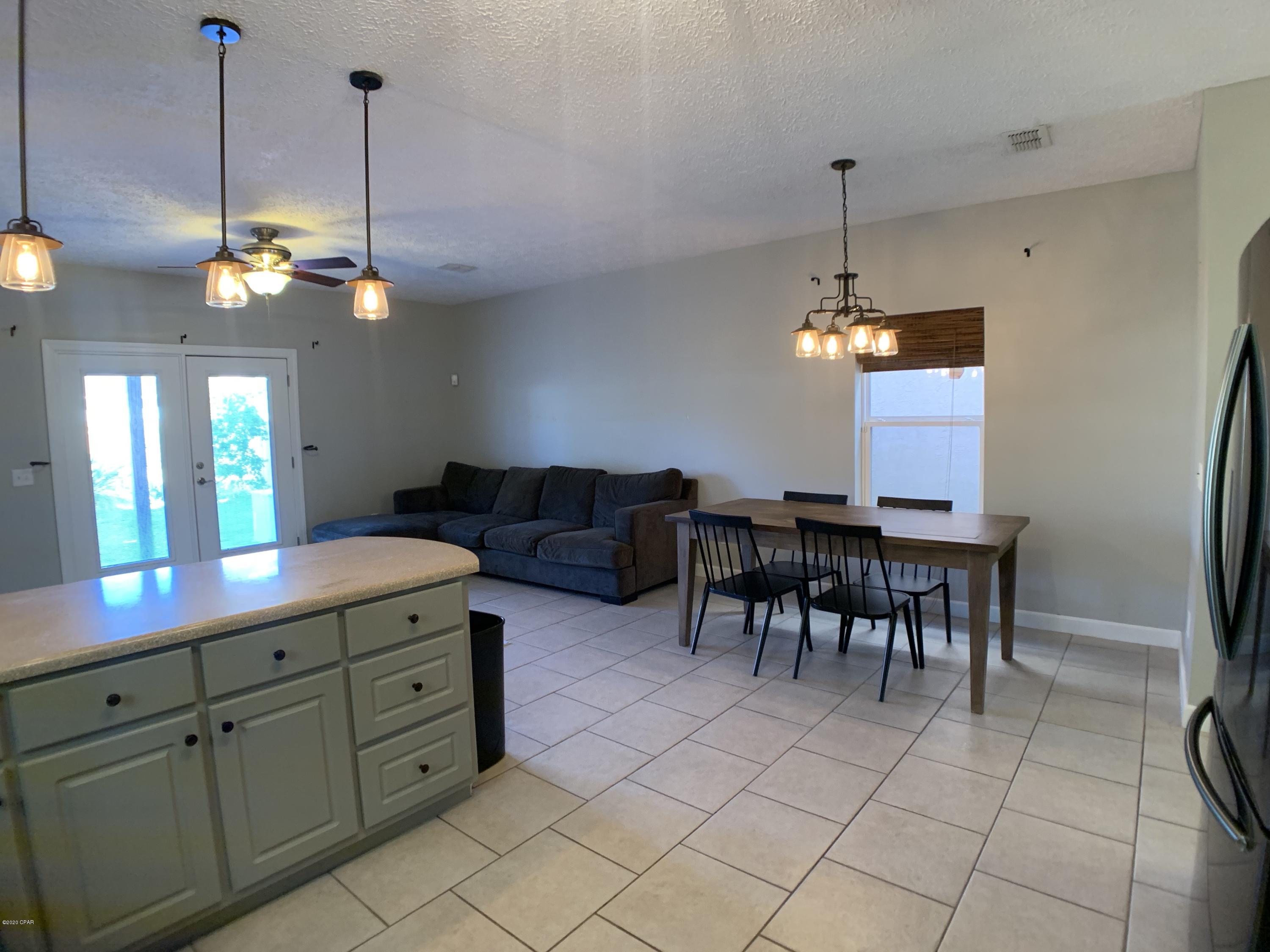 [No Recorded Subdiv] - Residential Lease