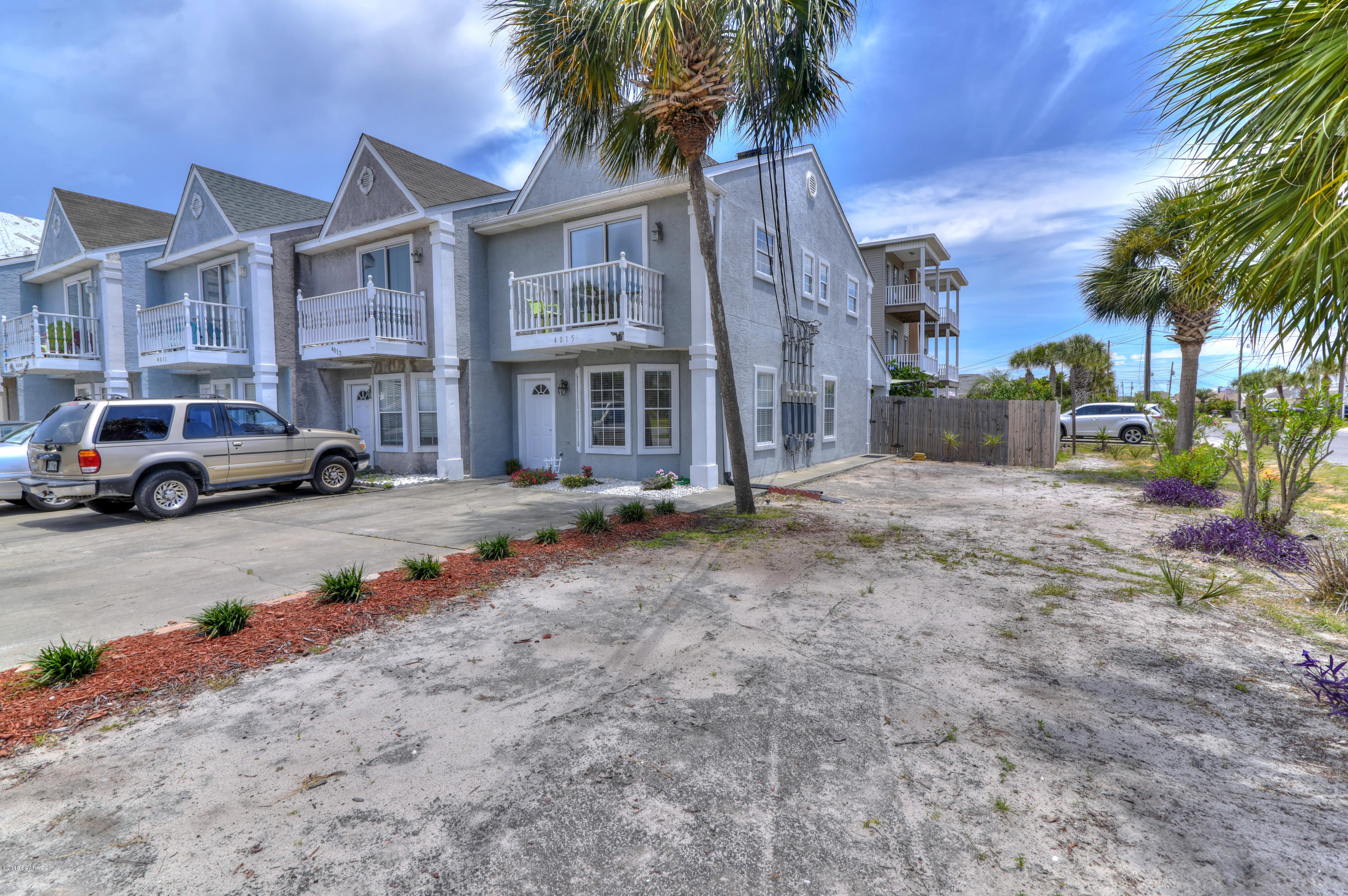 [No Recorded Subdiv] - Residential