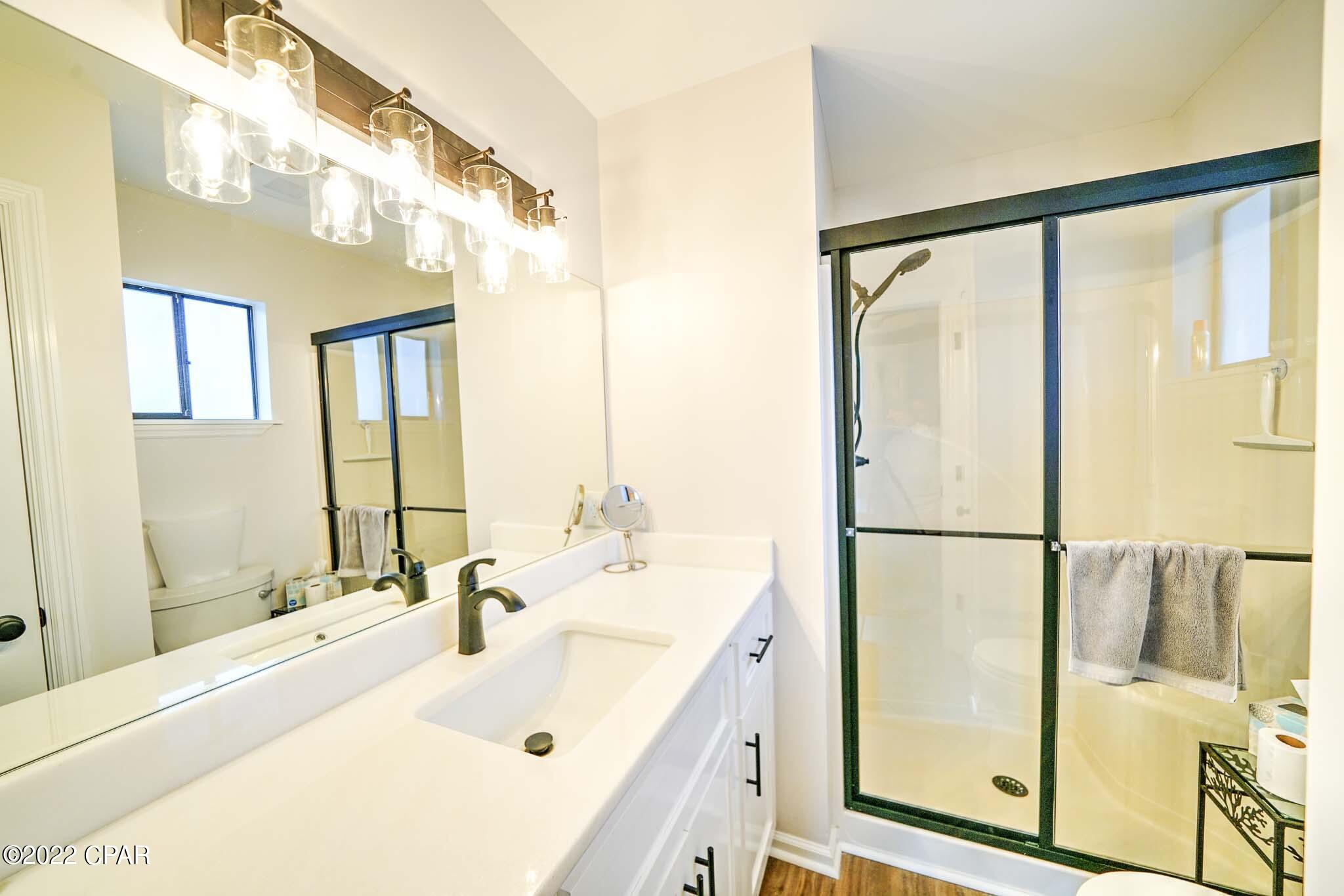 Venture Out Travel Trail - Residential