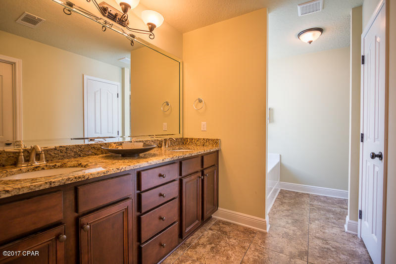 Turtle Cove At Lake Powell - Residential