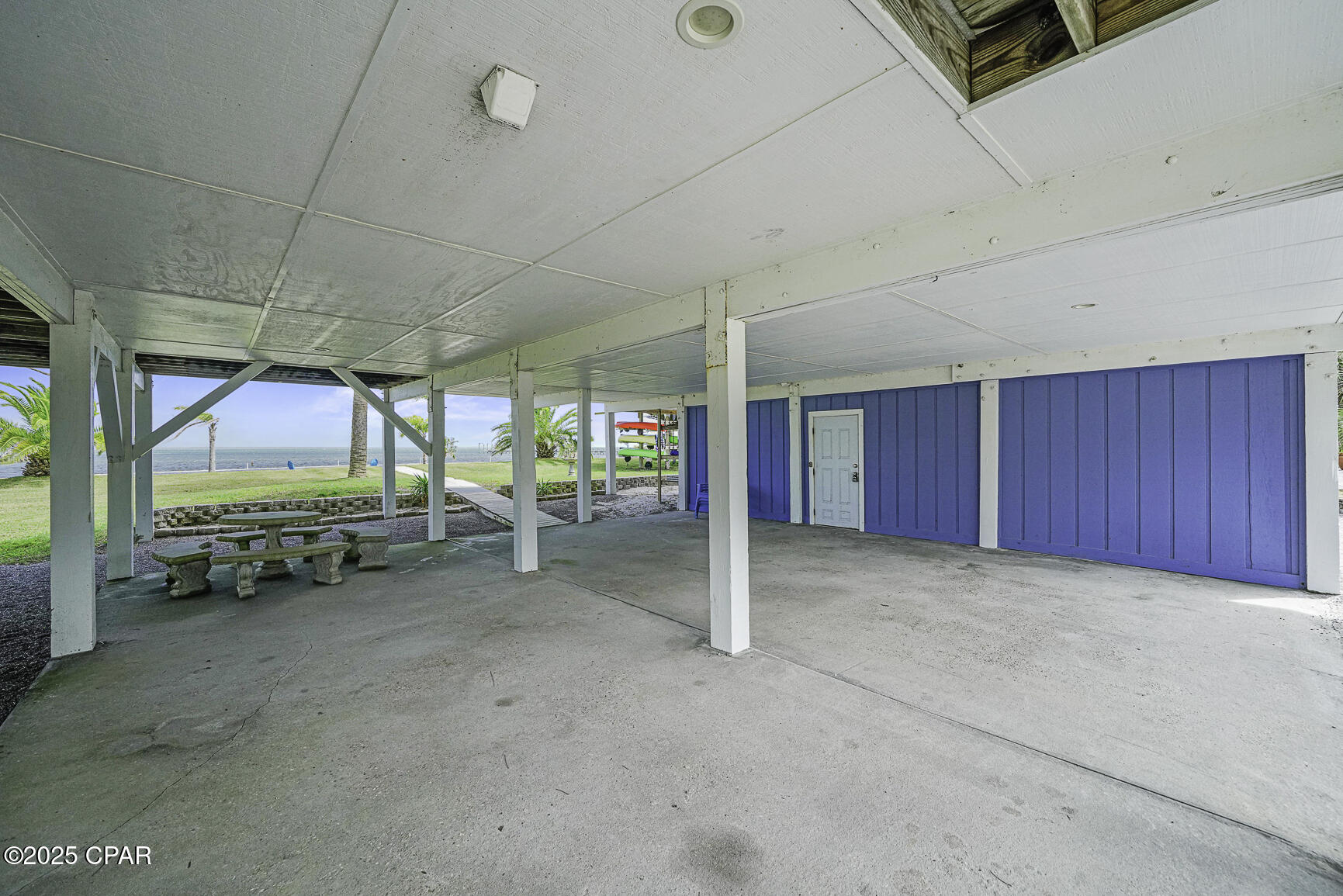 Cape Breezes - Residential