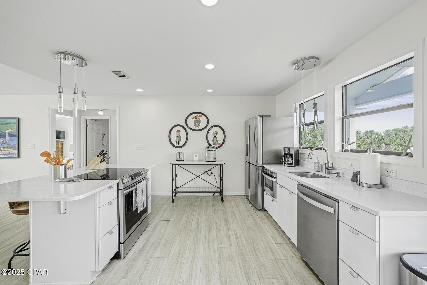 Cape Breezes - Residential