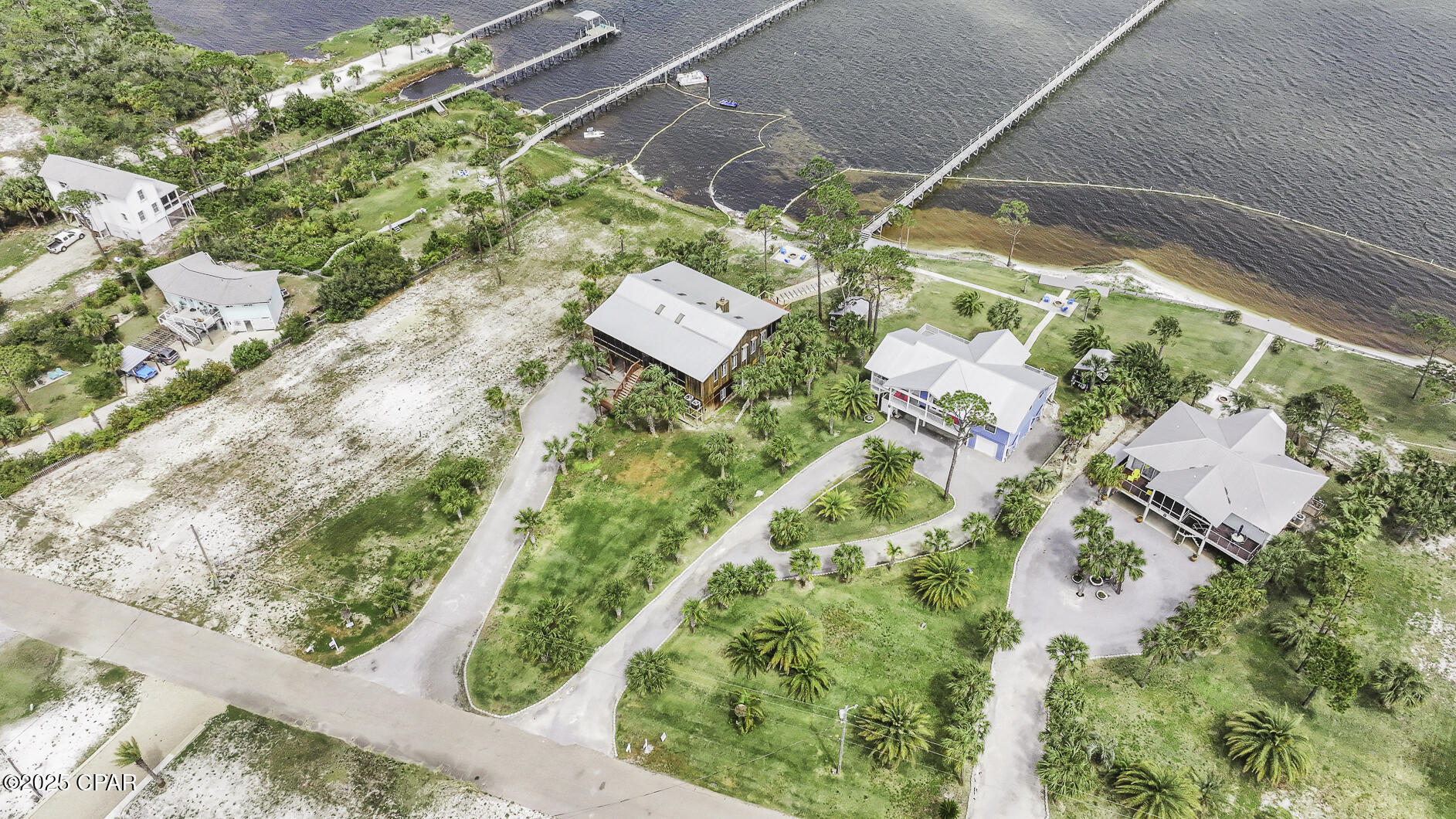 Cape Breezes - Residential