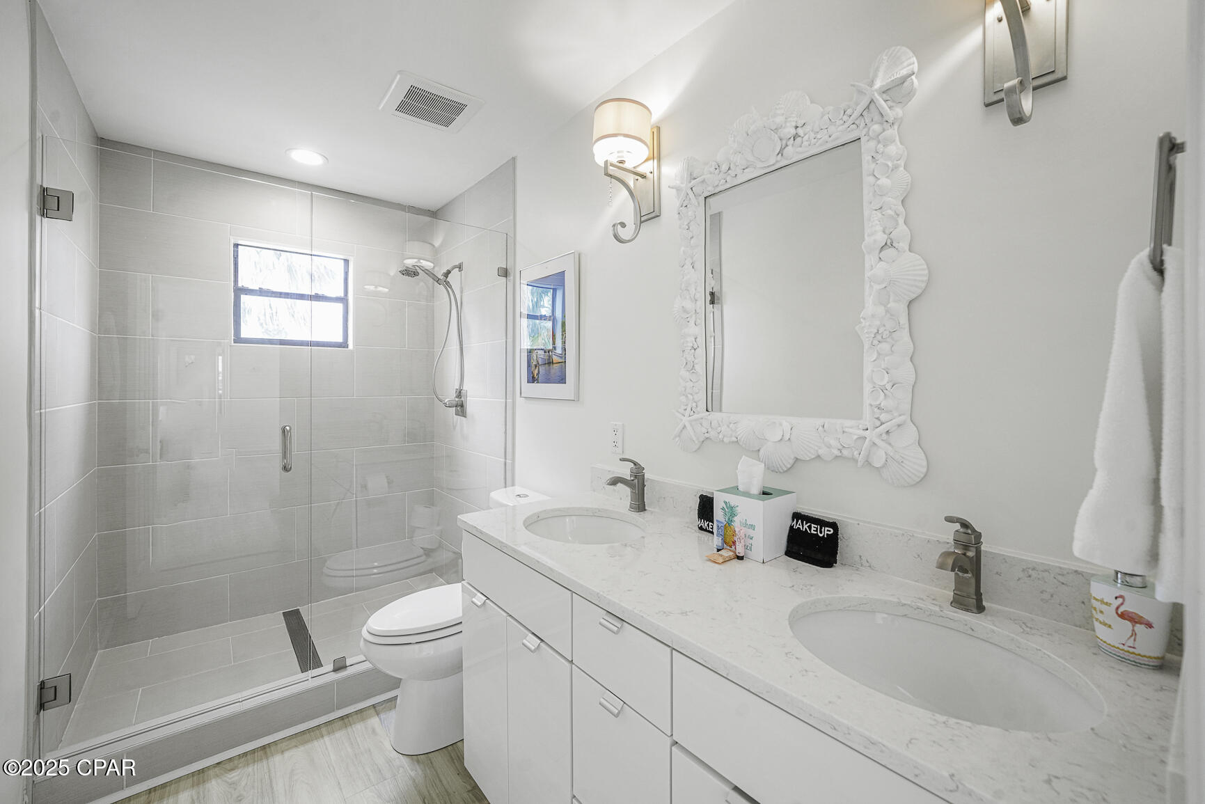 Cape Breezes - Residential