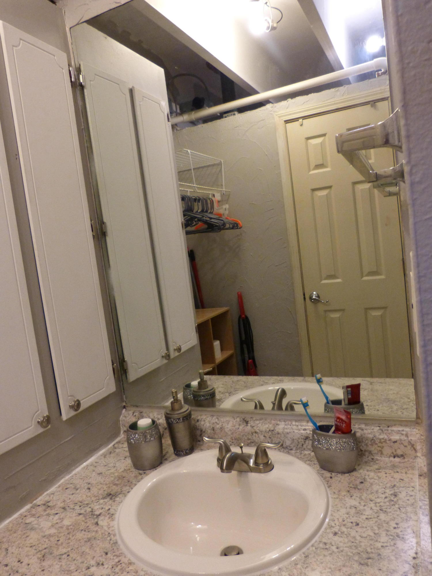 Fontainebleau Terrace - Residential