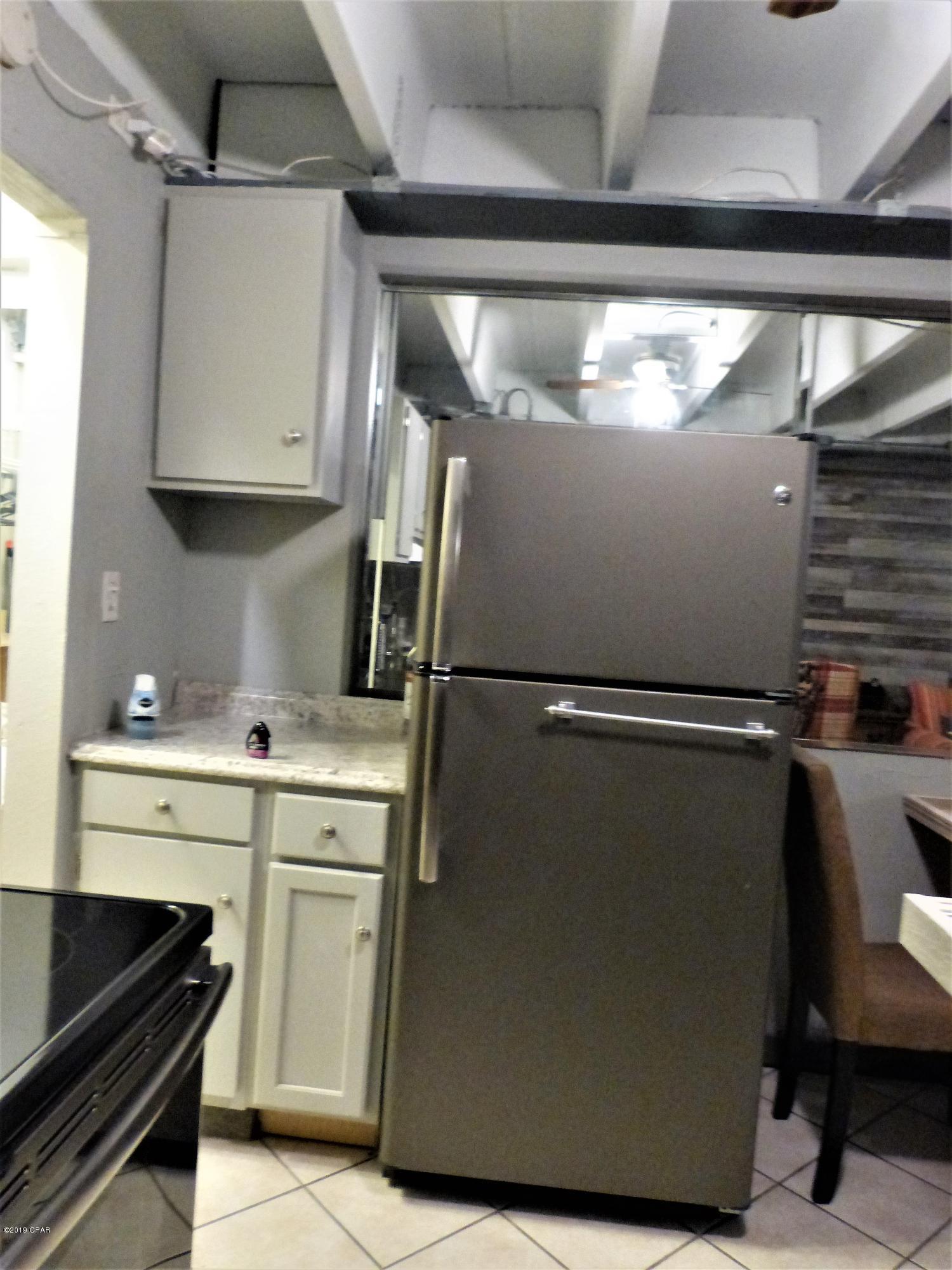 Fontainebleau Terrace - Residential