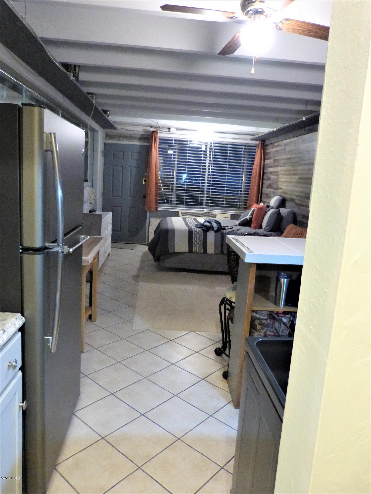 Fontainebleau Terrace - Residential